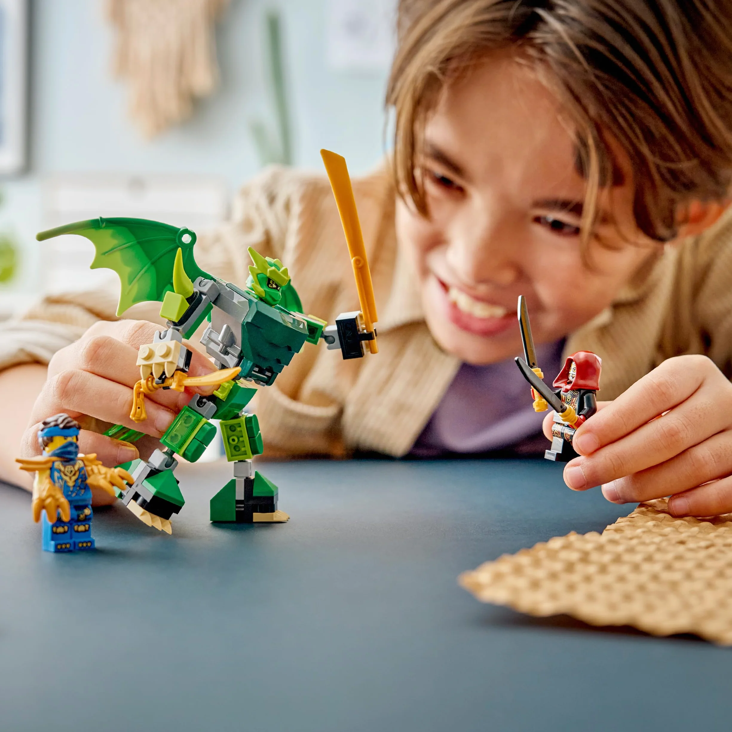 LEGO Ninjago Pack de Combat Robot Dragon de Lloyd Jouet Ninja Figurine 3 Minifigurines Katanas Cadeau Garçon 6 Ans 71862