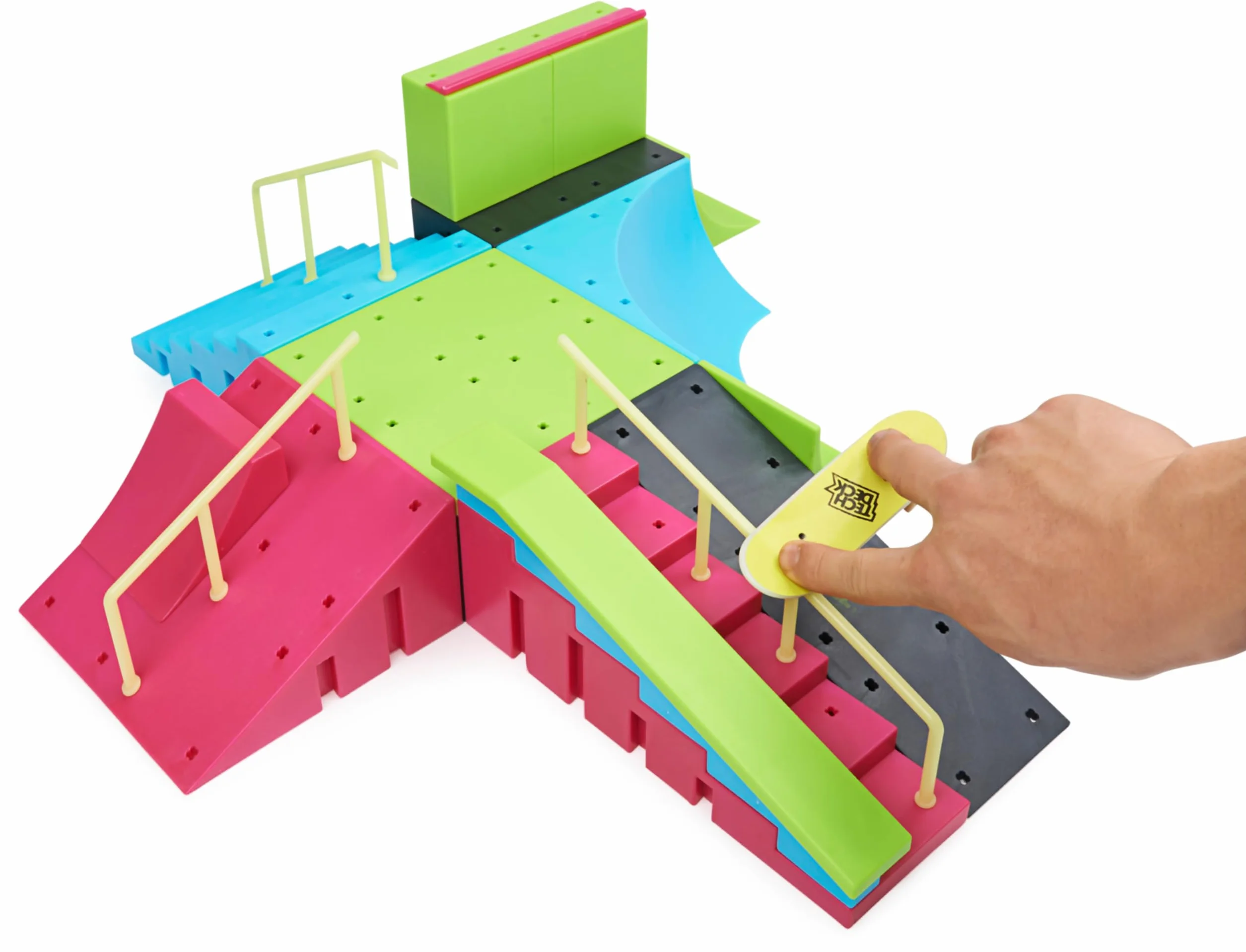Tech Deck Neon Mega Park X-Connect Creator Ensemble de Rampes Phosphorescentes Personnalisables avec Fingerboards