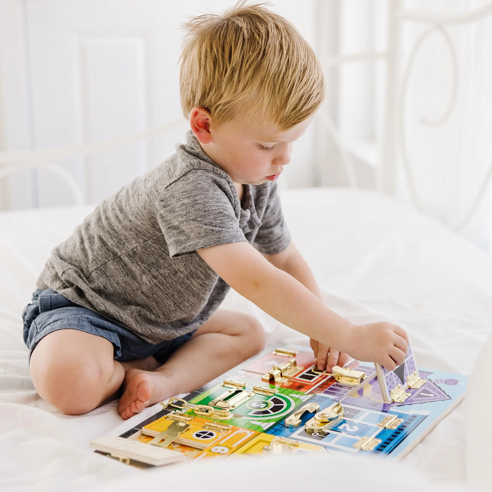 Melissa & Doug Planche Activités Montessori Loquets Jouet Sensoriel Bois Développement Apprentissage Cadeau Enfant 3 Ans+