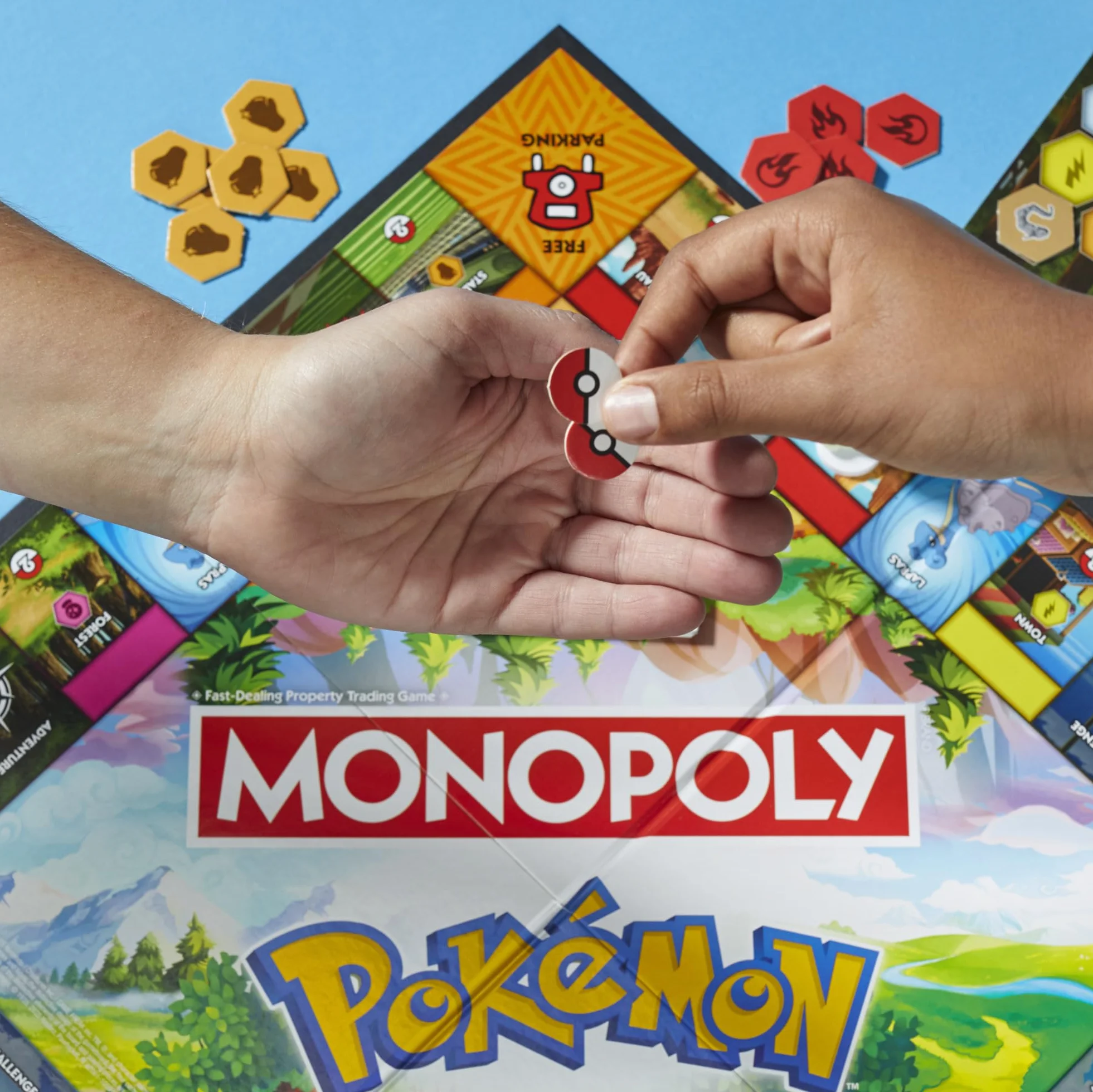 Monopoly édition Pokémon Jeu de Plateau 2 à 4 Joueurs 8 Ans Version française
