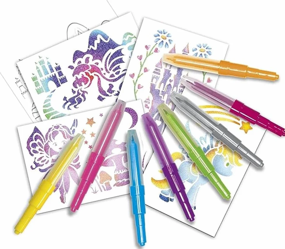 Lansay BLOPENS Set Activités Féeriques Feutres Coloriage À Souffler Pochoirs Réutilisables Kit Création Dessins Fées Licornes Sirènes Pailletées Enfants 5 Ans