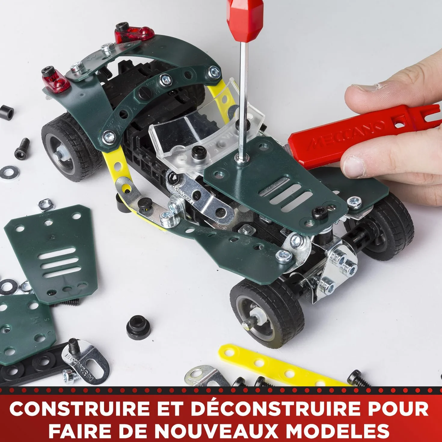 Bandai Meccano Cabriolet Rétro Friction Coffret Construction 225 pièces Moteur Rétro-Friction Jouet Enfant 8 ans+