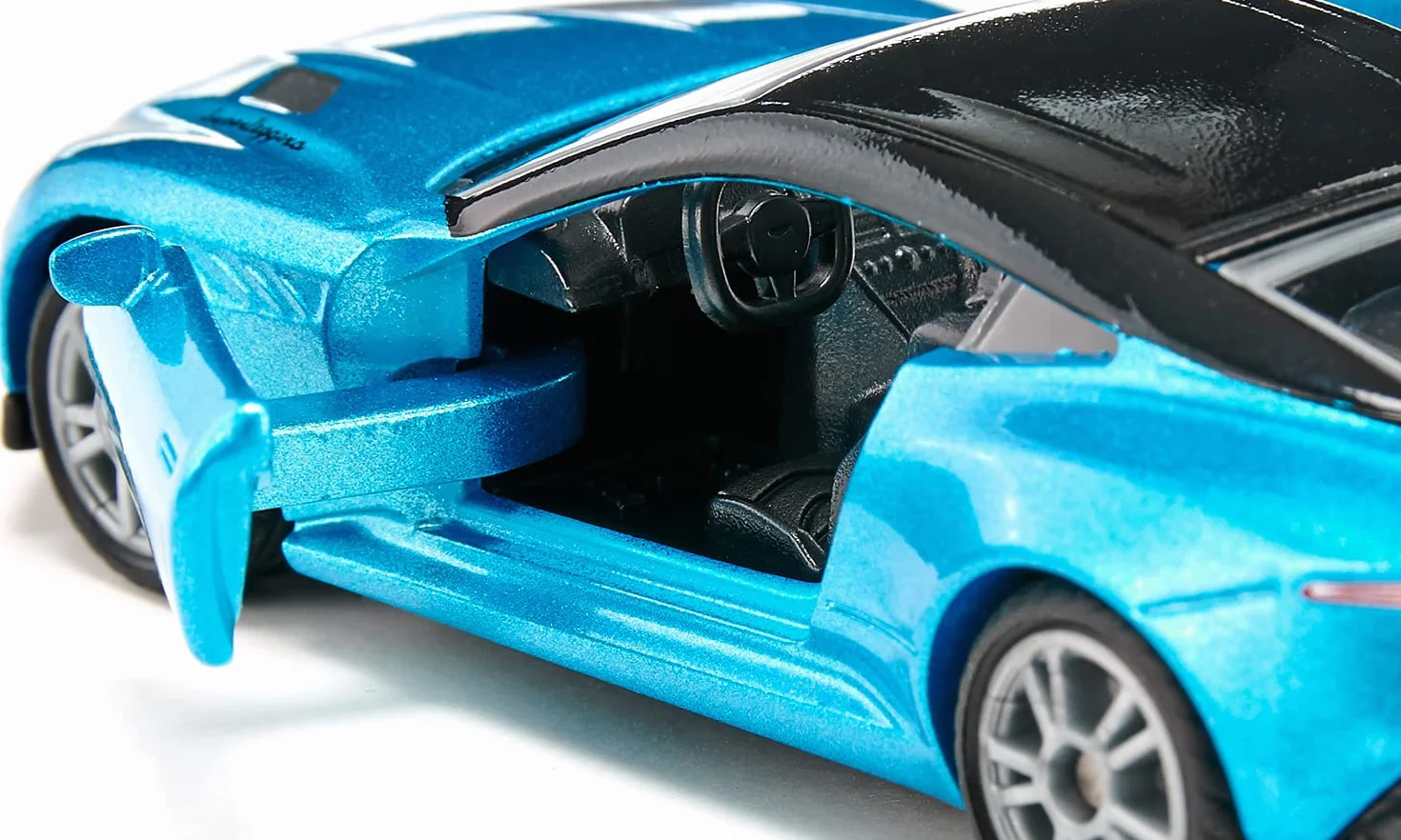 Siku 1582 Aston Martin DBS Superleggera Voiture jouet métal bleu portes ouvrables