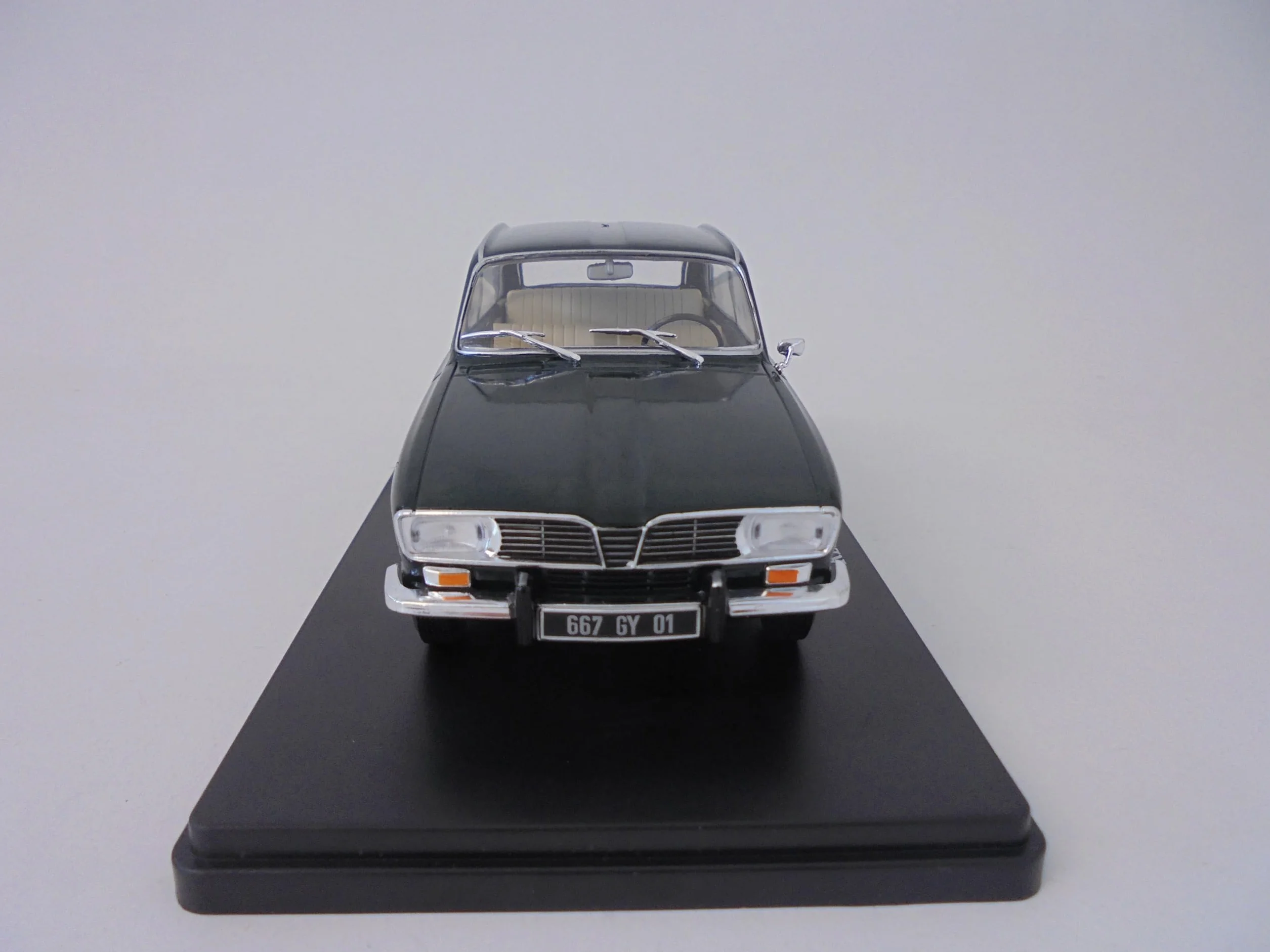 OPO 10 Voiture Miniature de Collection 1/24 Compatible Renault 16 1966