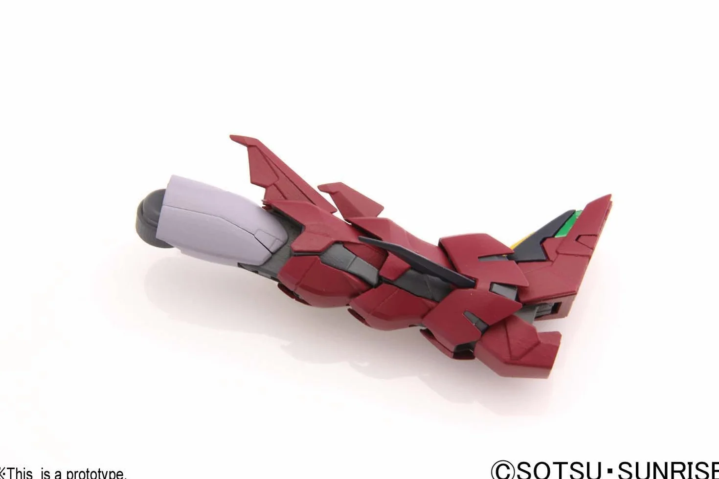 Gundam MG Epyon EW Ver 1/100 Figurine