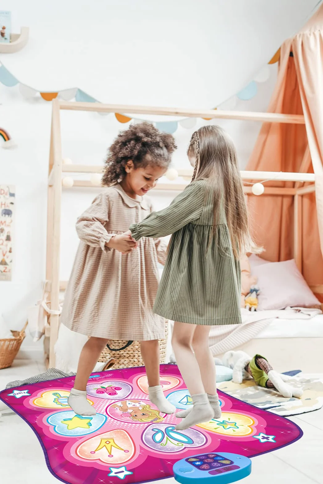 Tapis de Danse avec Lumières LED pour Enfants Filles - Jeu de Danse Cadeau, Volume réglable, Musique intégrée, 3 Niveaux de Défi (3-12 Ans)