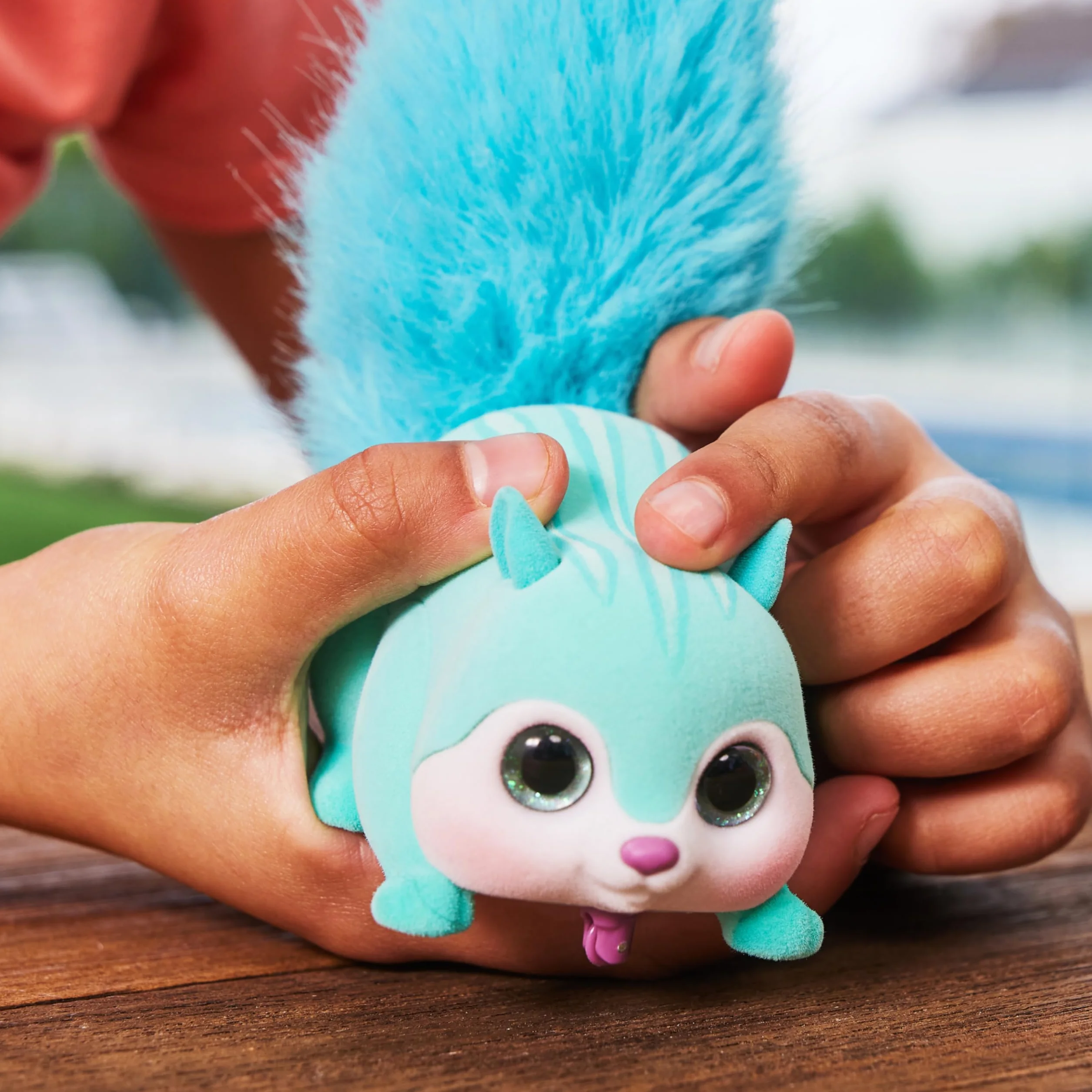 ZURU Pets Alive Scurry'n Squirrel Marron Jouet Animal Robotique Interactif Écureuil Mobile Sons Réalistes 2 Ans+