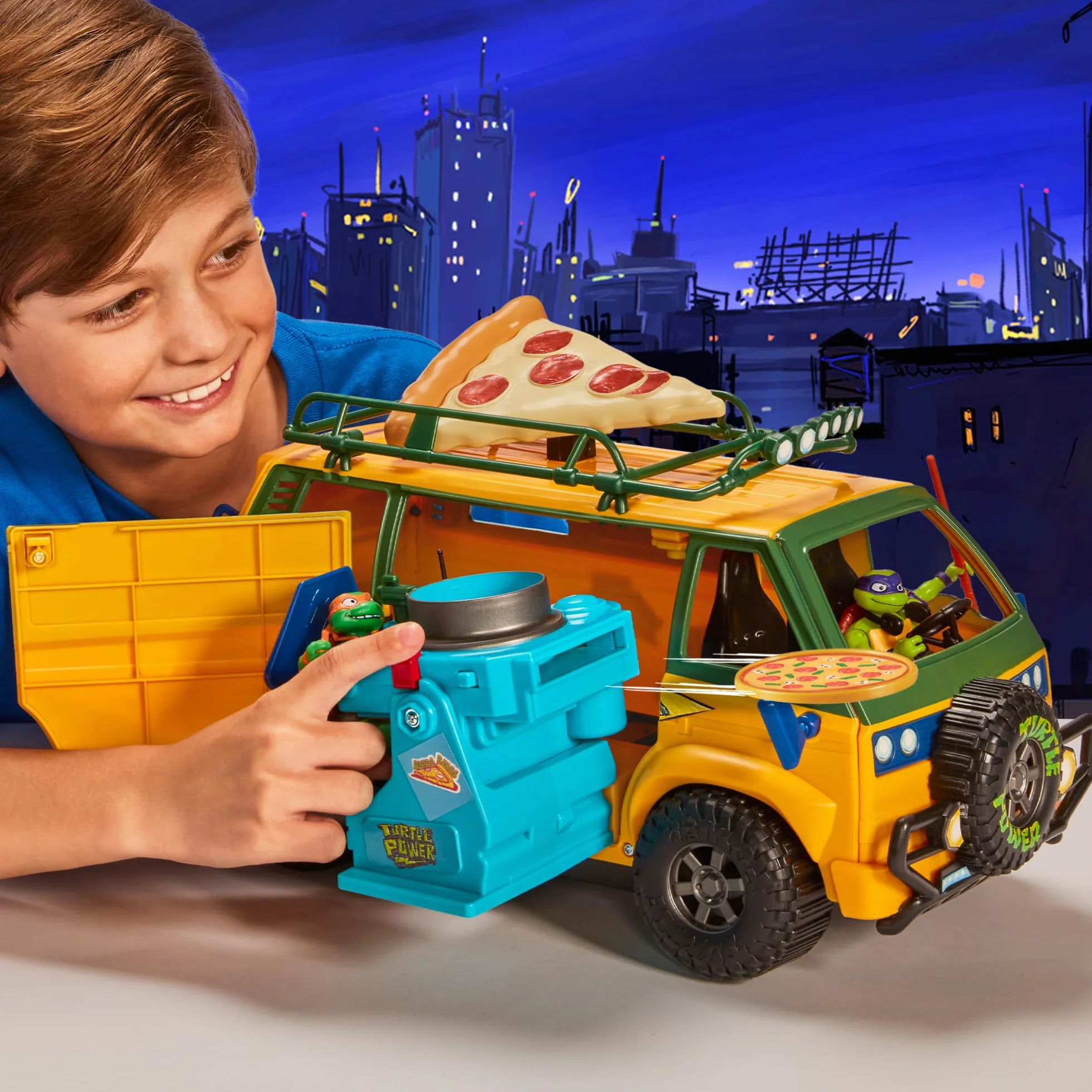 Giochi Preziosi Teenage Mutant Ninja Turtles Camion de Combats Lance Pizza motorisé Jouet Enfants 4 Ans TU804