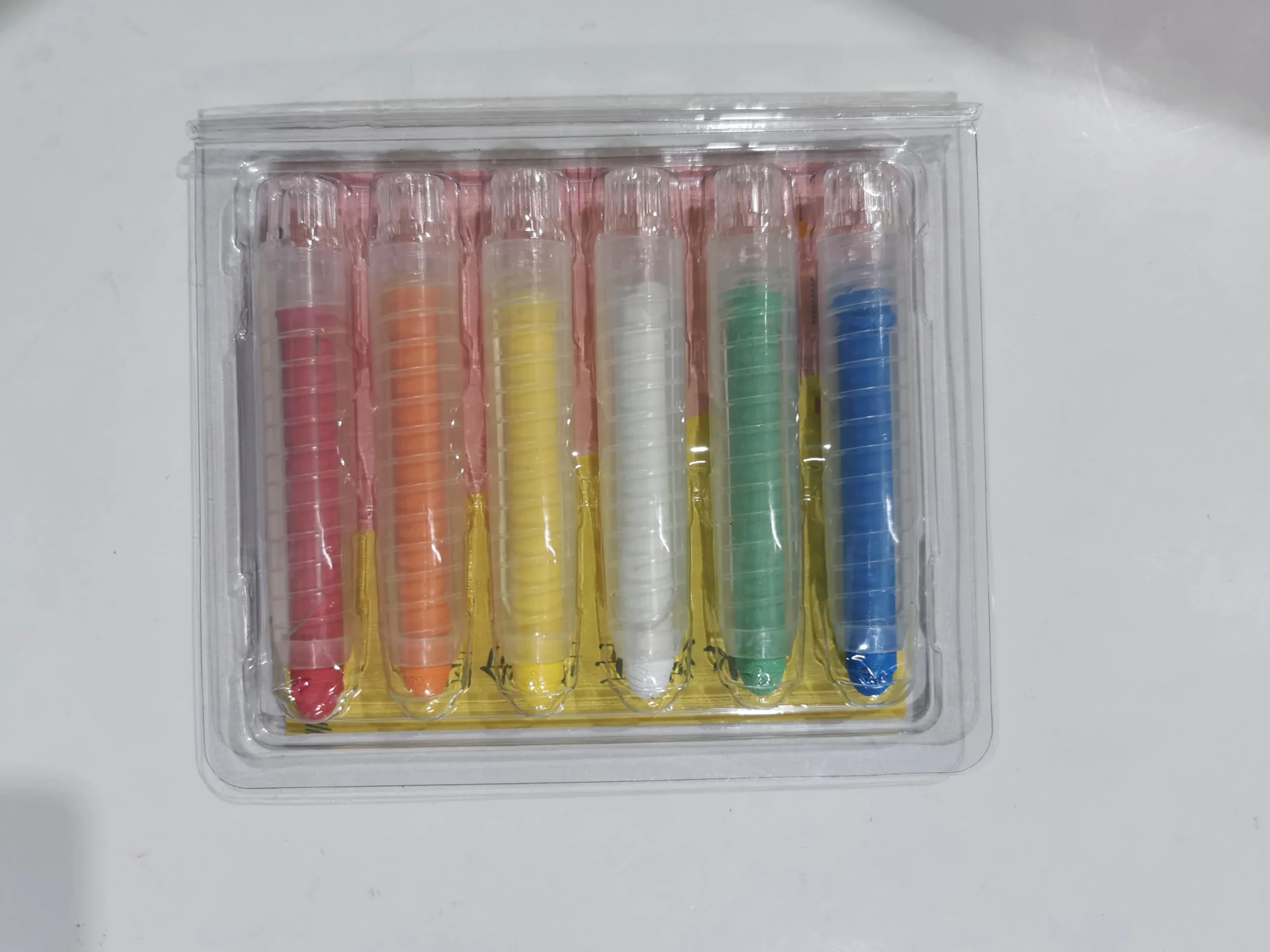 Bavooty Lot de 6 crayons à craie colorés lavables sans poussière avec porte-craie réglable