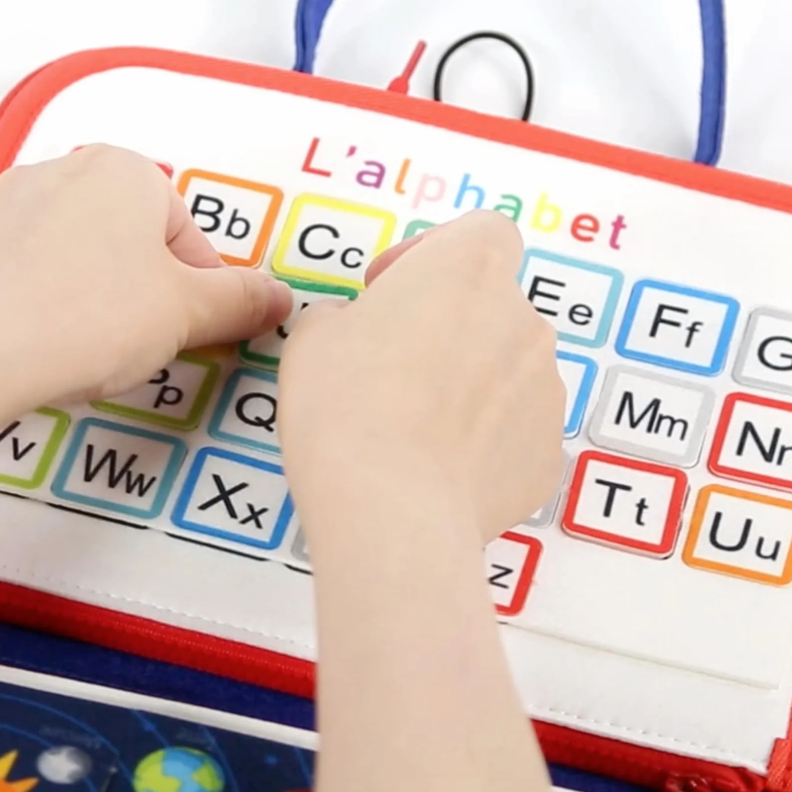 Busy Board en Francais Jeu educatif Montessori transportable Voyage - Jeu Enfant 1-5 Ans - Planche sensoriel motricite Bebe