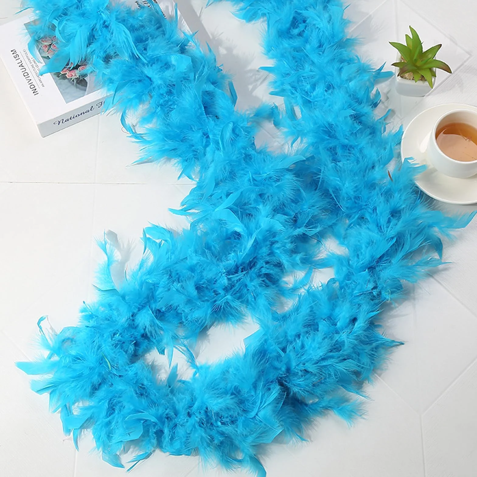 Boa en plumes 4PCS avec Lunettes de Soleil en Forme de Cœur pour Halloween Fête Carnaval