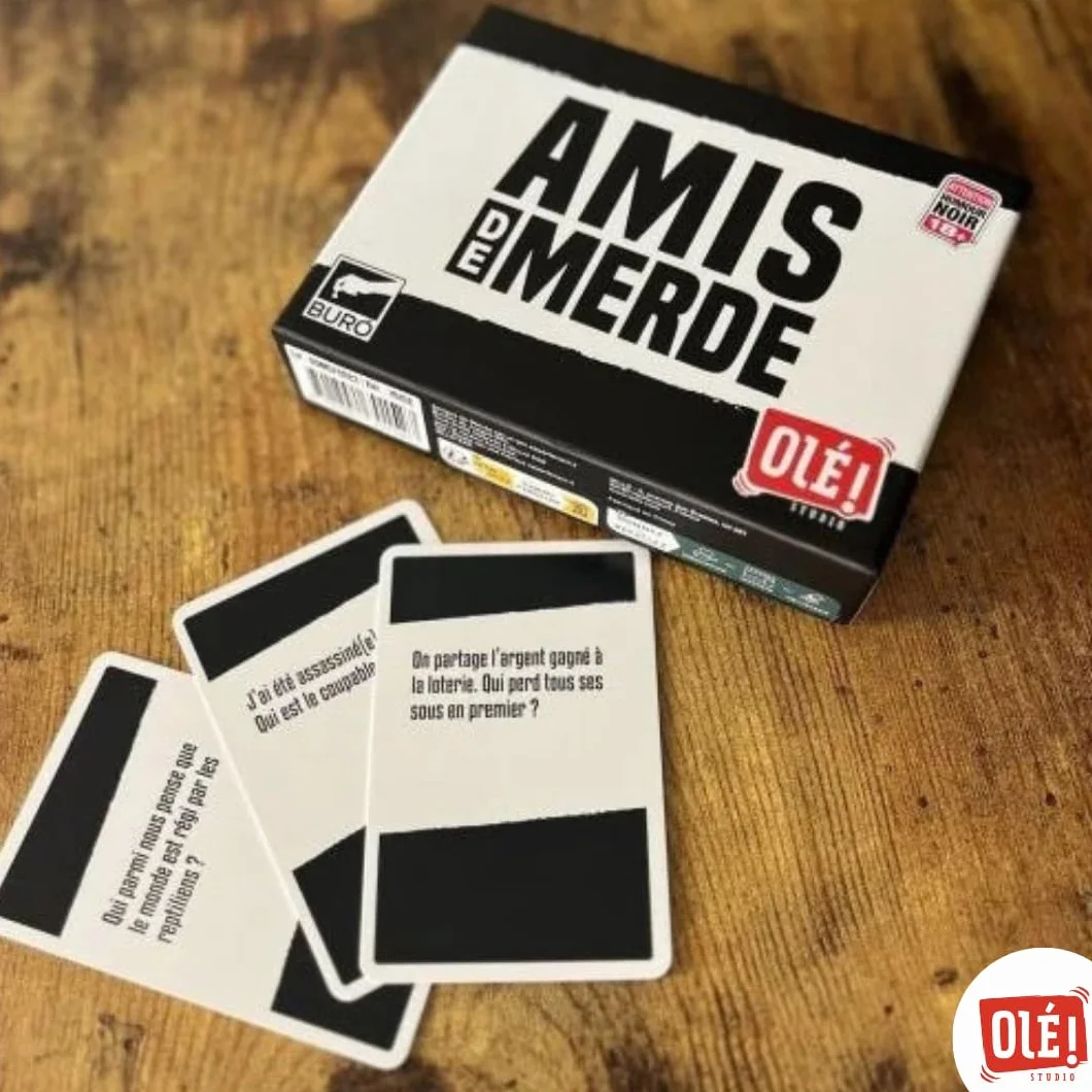 Olé! Studio Amis DE Merde – Le Jeu Qui ruine Vos amitiés ! Qui Sera l’ami de Merde de la soirée ? - Jeu de Cartes - Jeu de société Amusant pour Adultes - Idée Cadeau, Noir