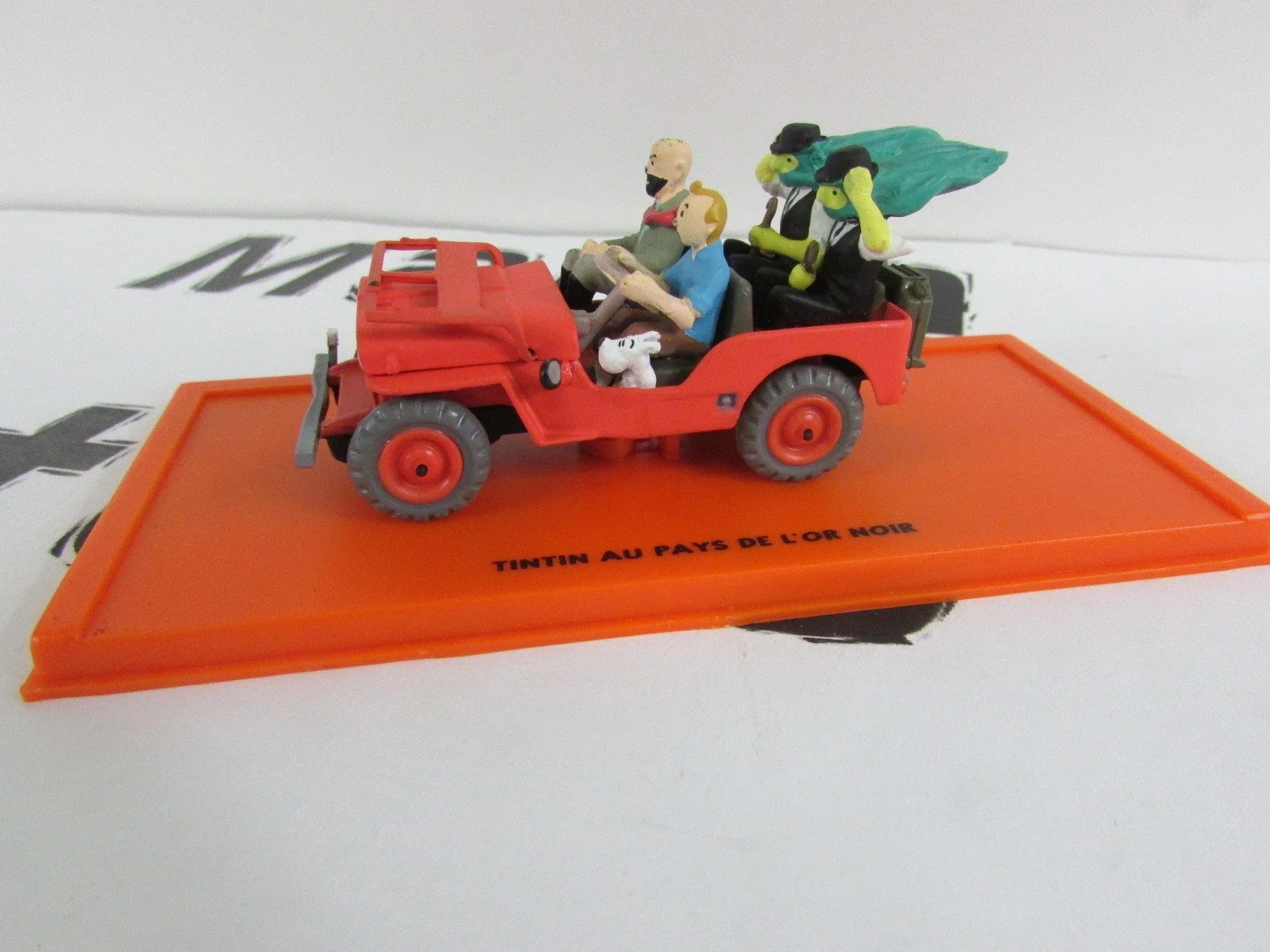 La Jeep Willys MB 1943 1/43 Tintin au pays de l'or noir par Hergé Moulinsart