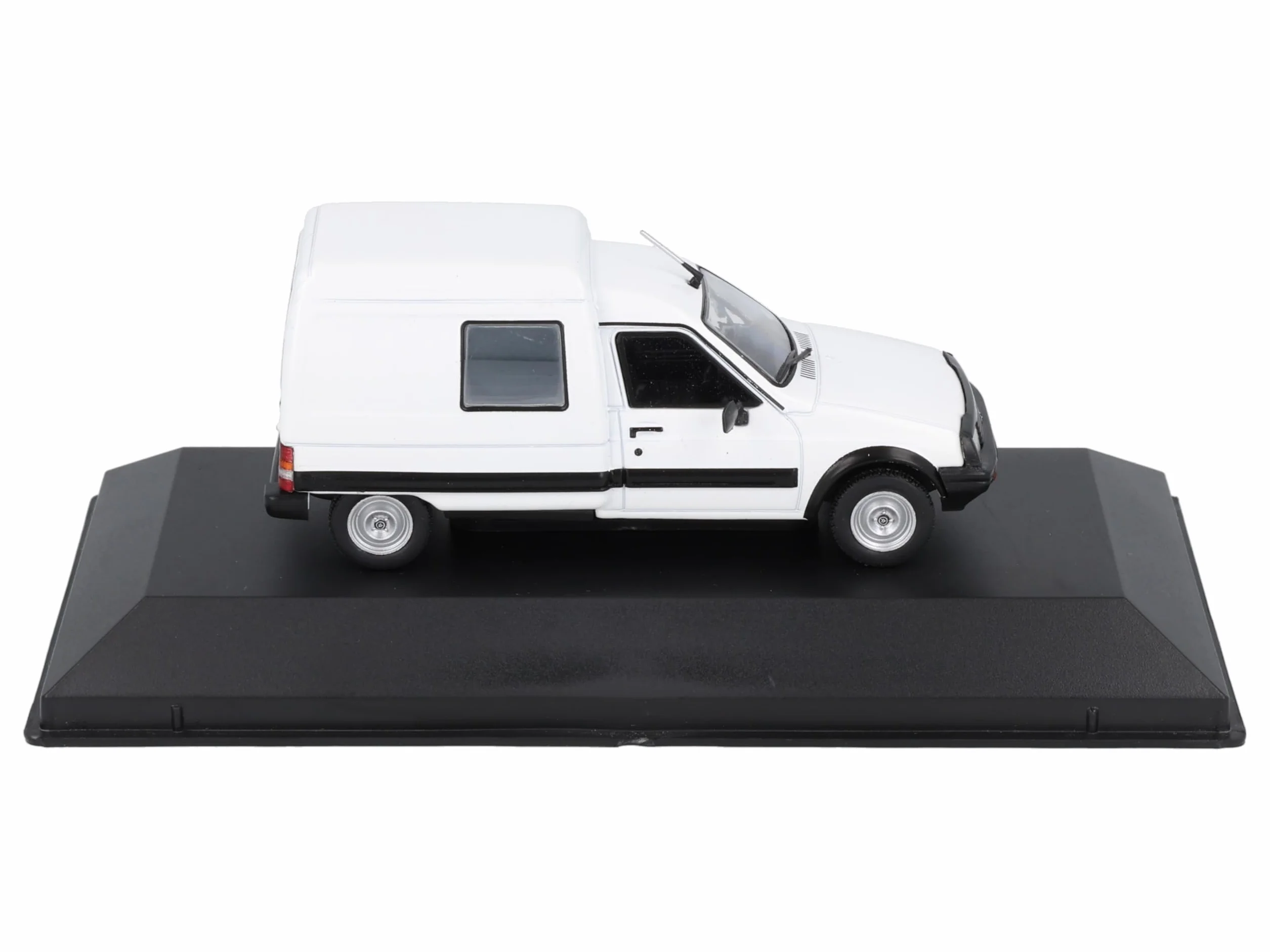 BJ3 Voiture 1/43 Citroën C15 Blanc 1984