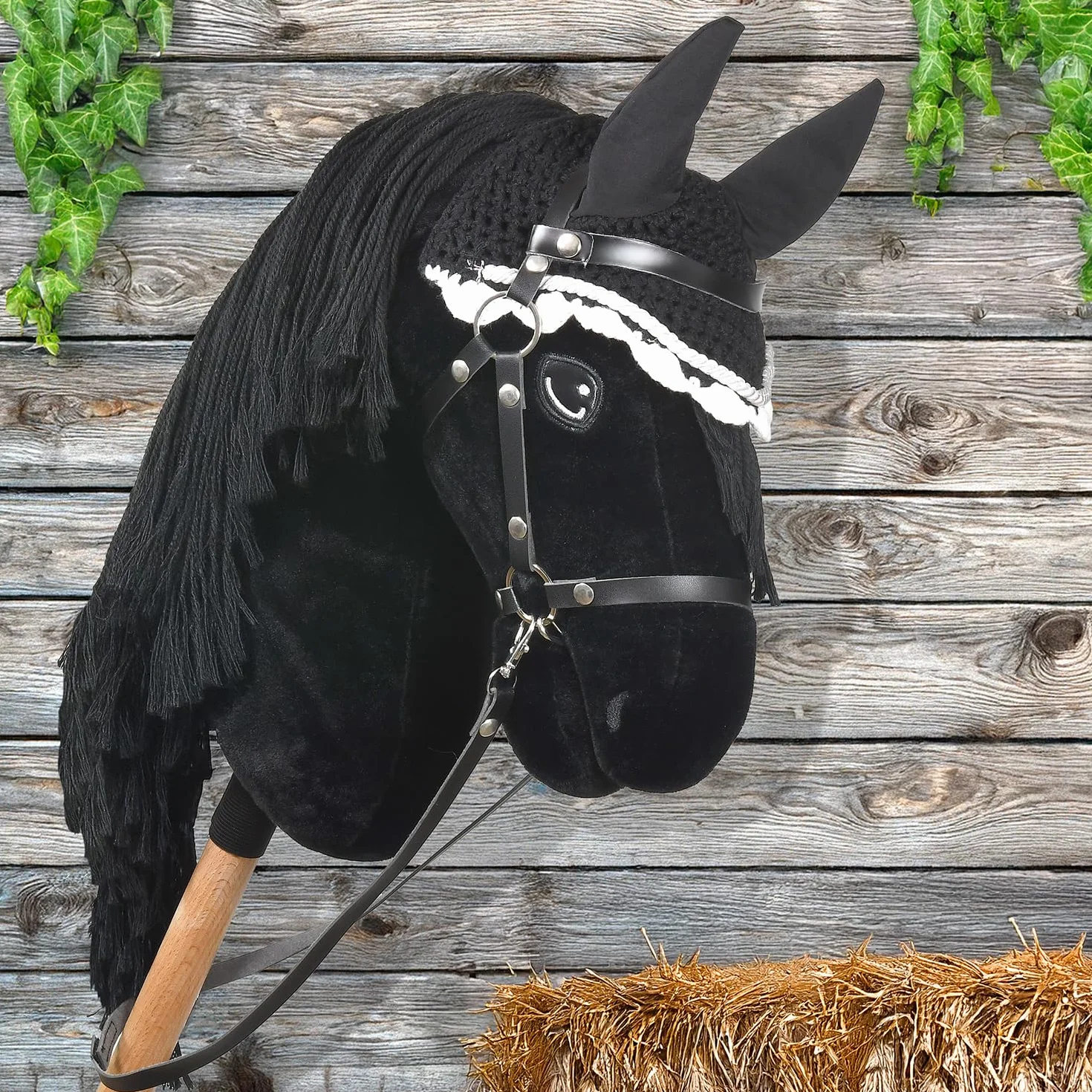 Hobby Horse Frison Noir Cheval bâton Complet avec Filet Mors Rêne Licol Bonnet Anti-Insectes