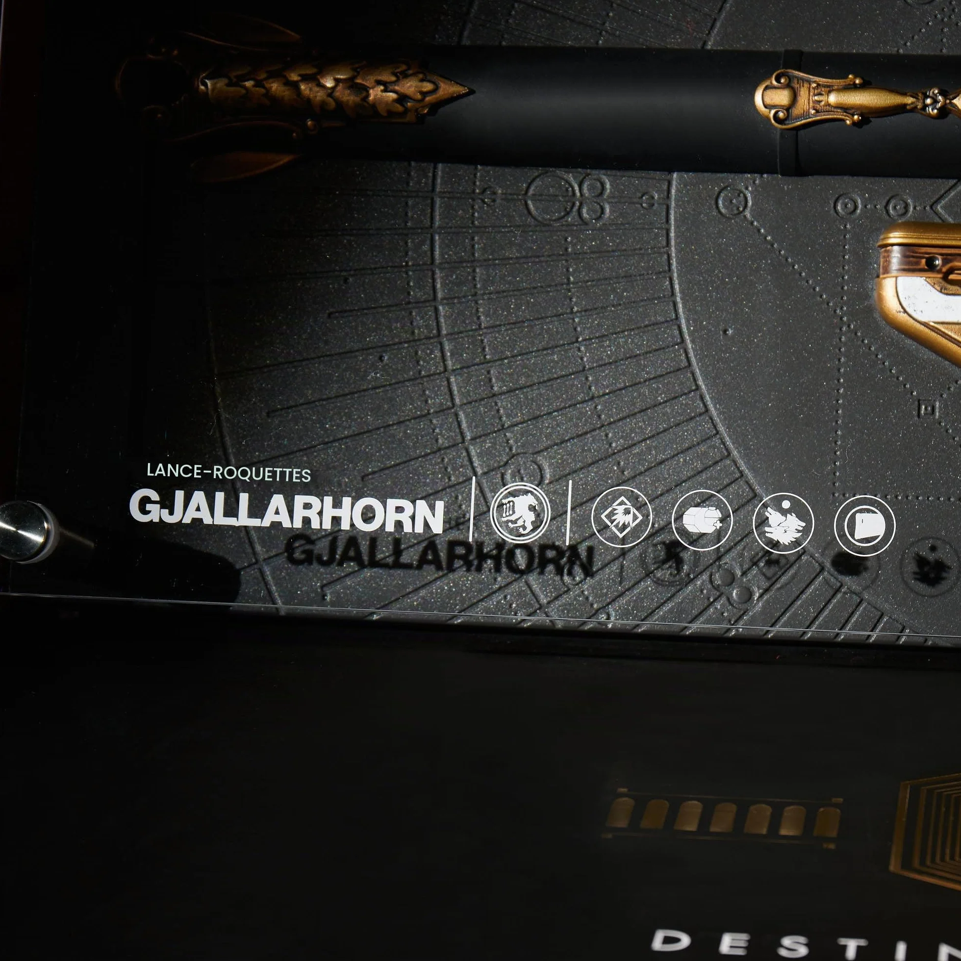 Numskull Gjallarhorn Figurine d'arme Exotique 18 x 7 (45 x 18 cm) Édition limitée Réplique Statue – Produit Officiel Destiny – Figurine de Jeu vidéo FPS Sci-FI Action