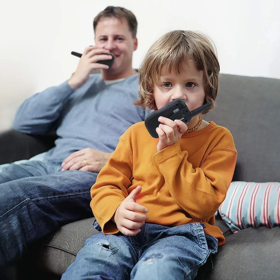 Nestling Talkie Walkie Enfants, Radio à 2 Voies avec 8 Canaux, Lampe de Poche LCD Rétro-éclairée, Jouets pour 3-12 Ans Camping
