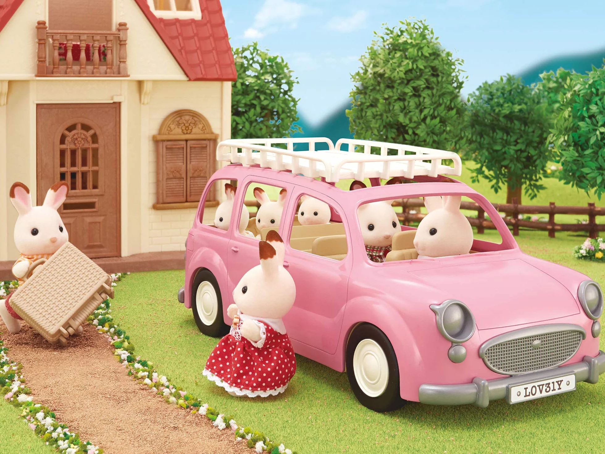 Sylvanian Families Le monospace rose et set de pique-nique 13 accessoires Figurines animaux miniatures Jouet enfant 3 ans et +