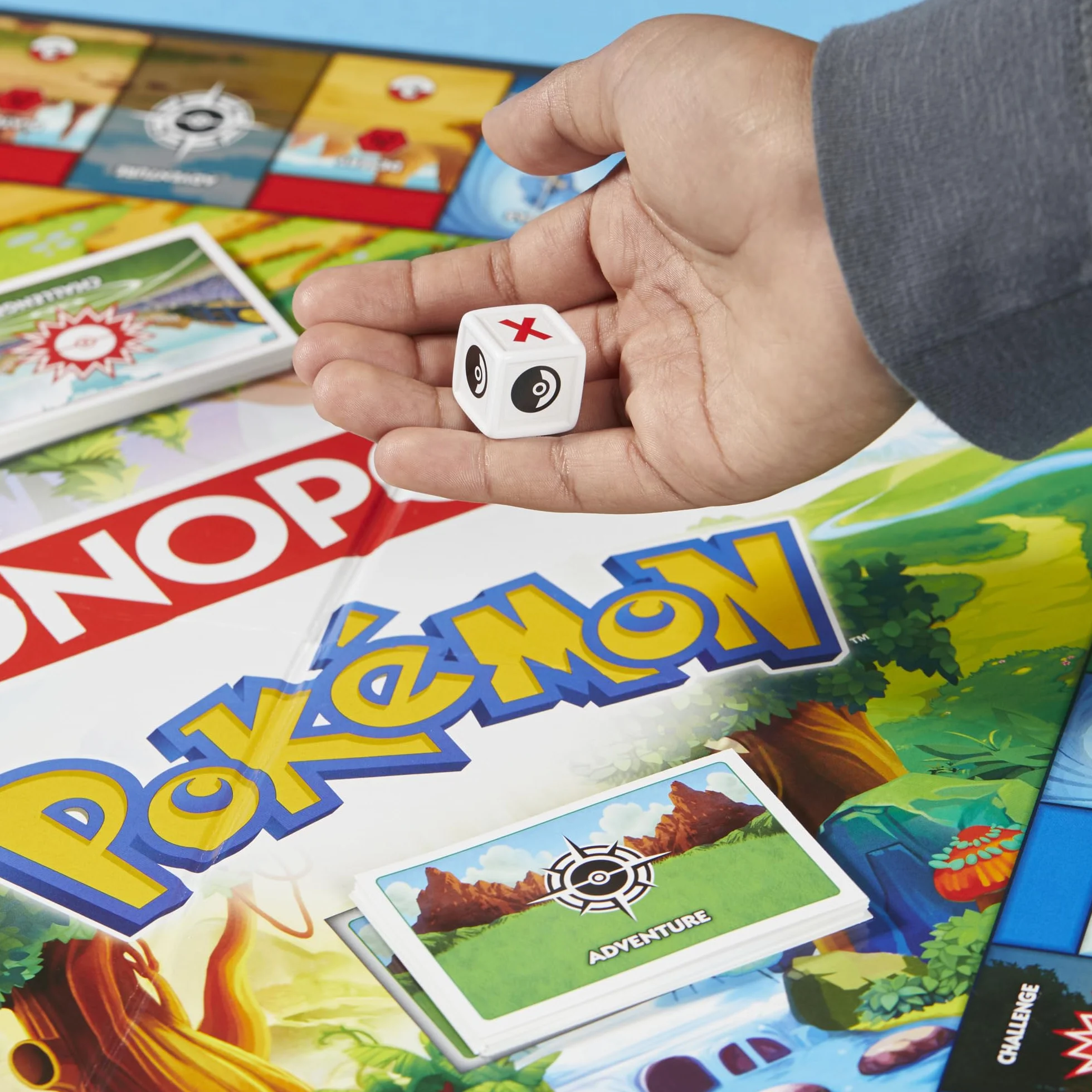 Monopoly édition Pokémon Jeu de Plateau 2 à 4 Joueurs 8 Ans Version française