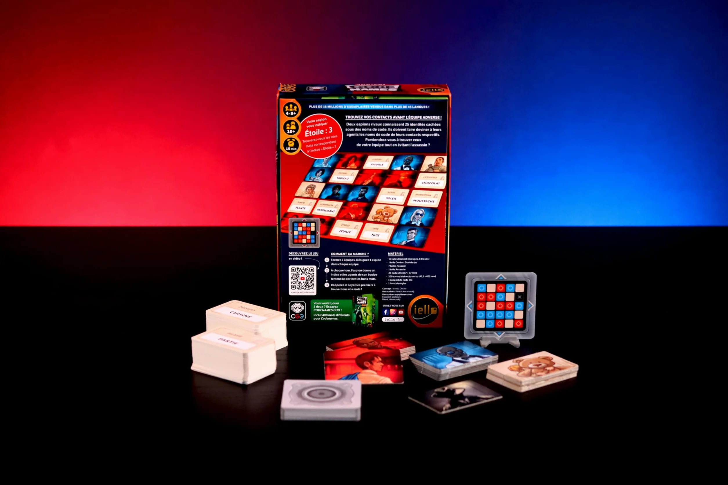 IELLO CODENAMES – Jeu de déduction pour soirées en équipe VF