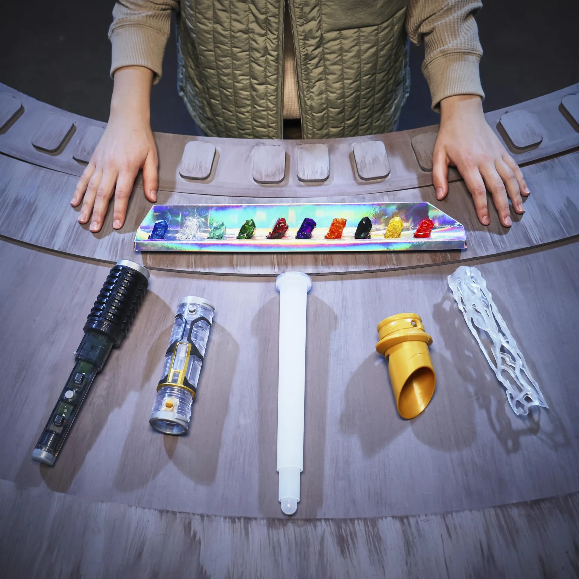 Sabre Laser Star Wars Cristal Kyber 7 Couleurs 10 Cristaux 50 Combinaisons Sons Lumières Jouet Enfant 4 Ans