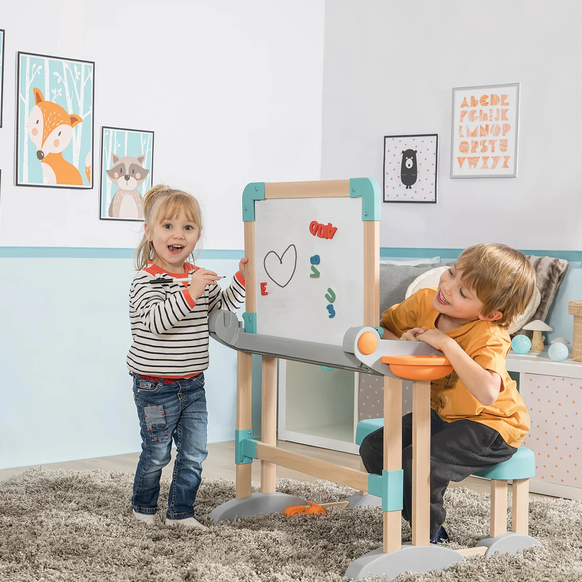 Smoby - Bureau Modulo Space - Transformable en Tableau Double Face - Bois et Plastique - Pliable et Compact - 80 Accessoires Inclus - A Partir de 3 Ans