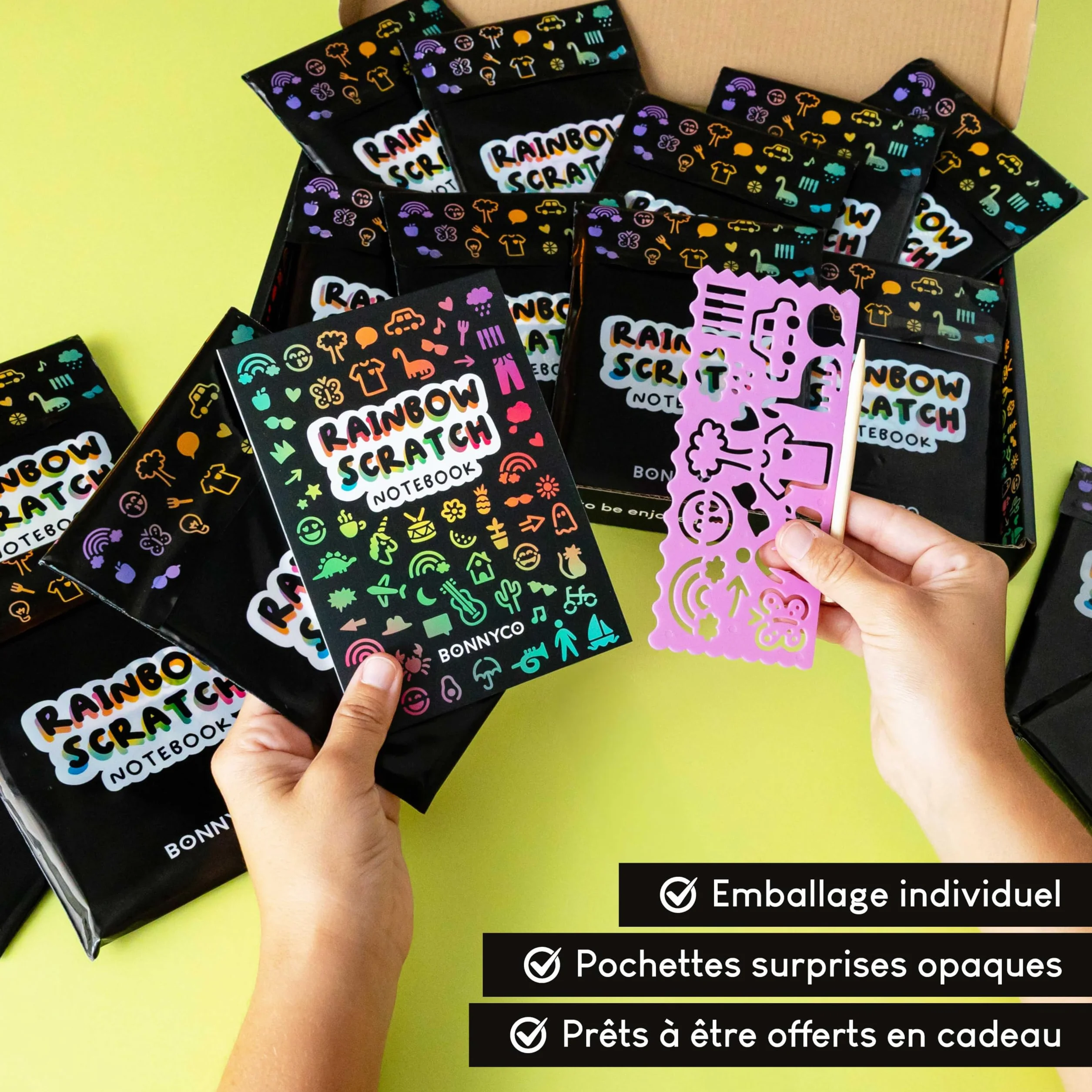 BONNYCO Carte a Gratter Enfant 16 Sets avec Carnet, Pochoir et Stylet en Bois