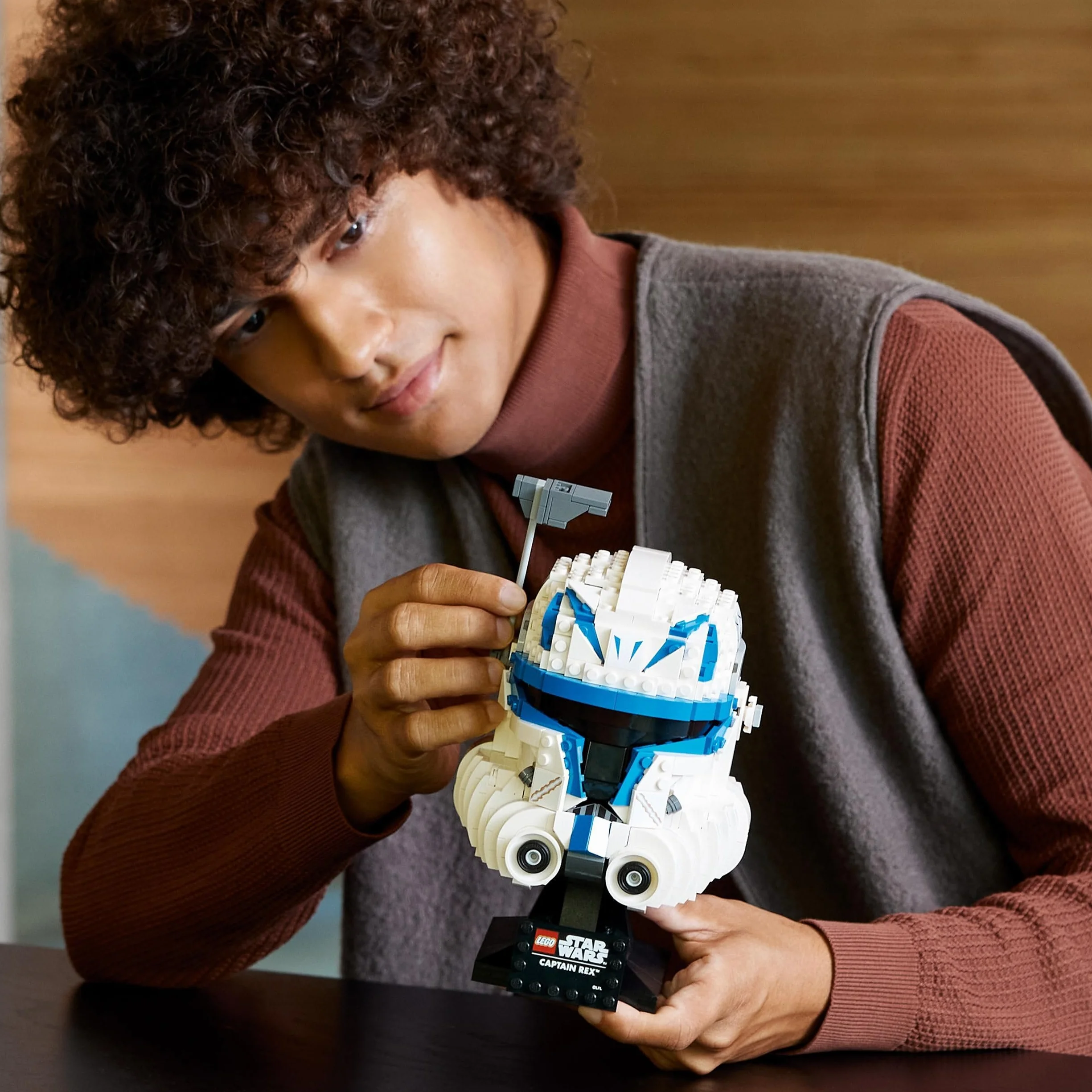 LEGO 75349 Star Wars Le Casque du Capitaine Rex Maquette à Construire pour Adultes Collection 501e Légion