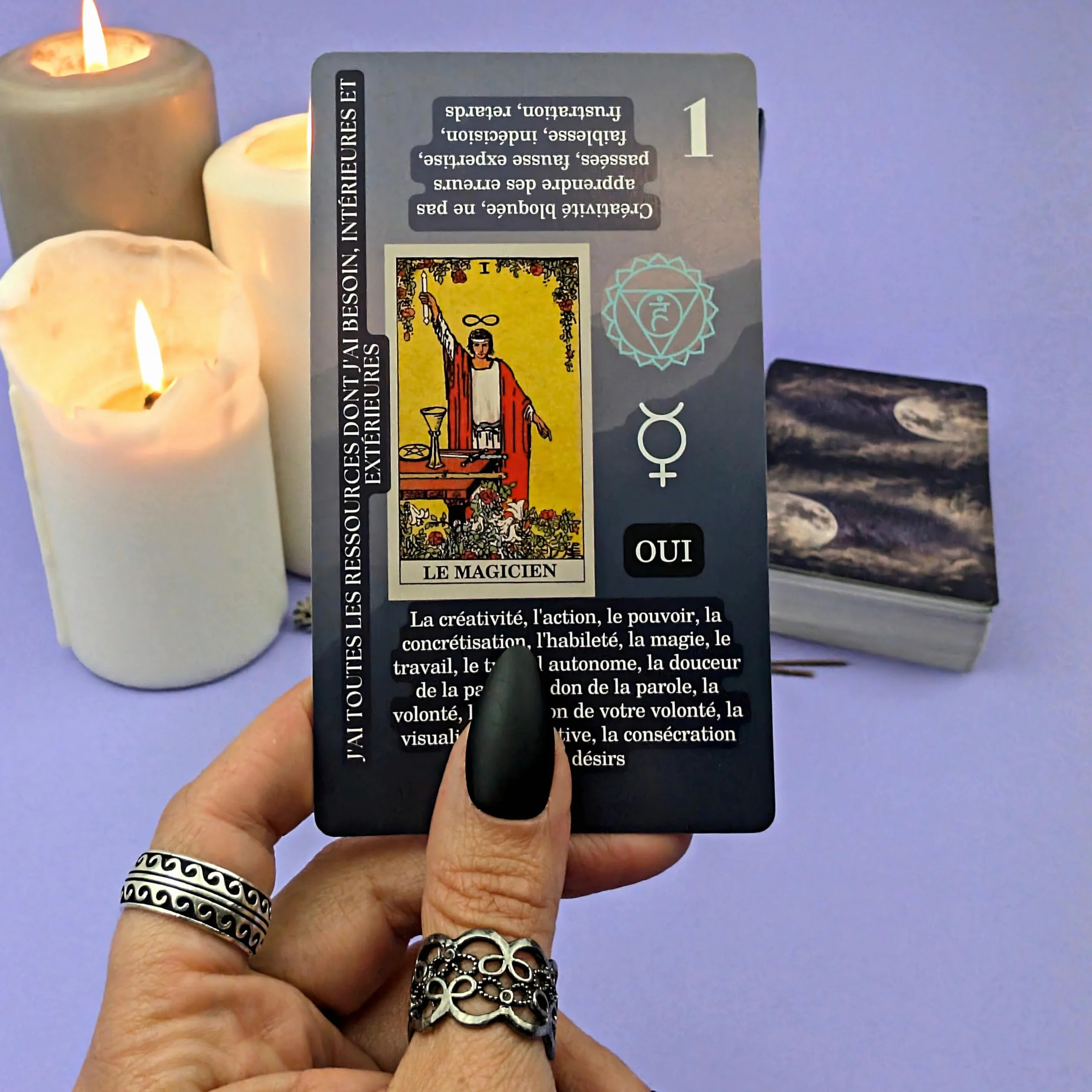 Jeu Tarot Divinatoire Francais 78 Cartes Voyance Rider-Waite-Smith avec Mots-Cles Guide Oracle