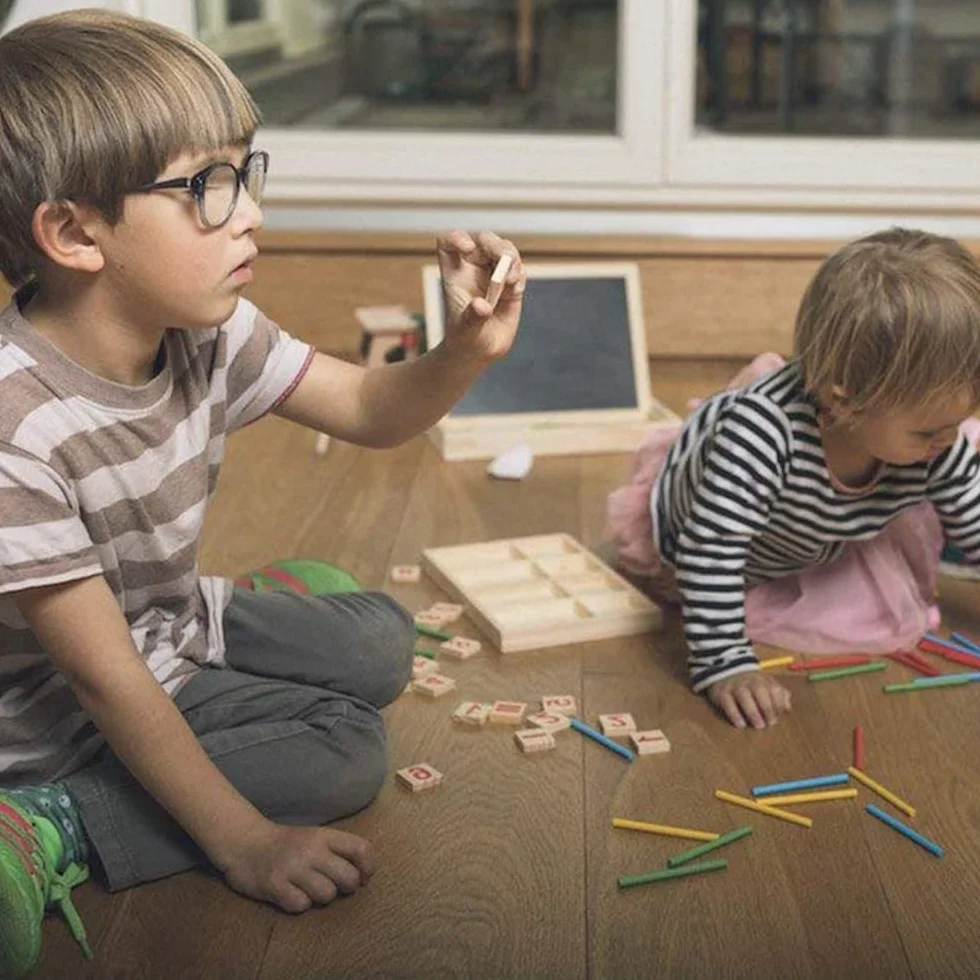 Jouet Montessori Mathématiques, Jeu Numérique Bâtons Bois avec Blocs et Bâtons Comptage pour Enfants 3 Ans