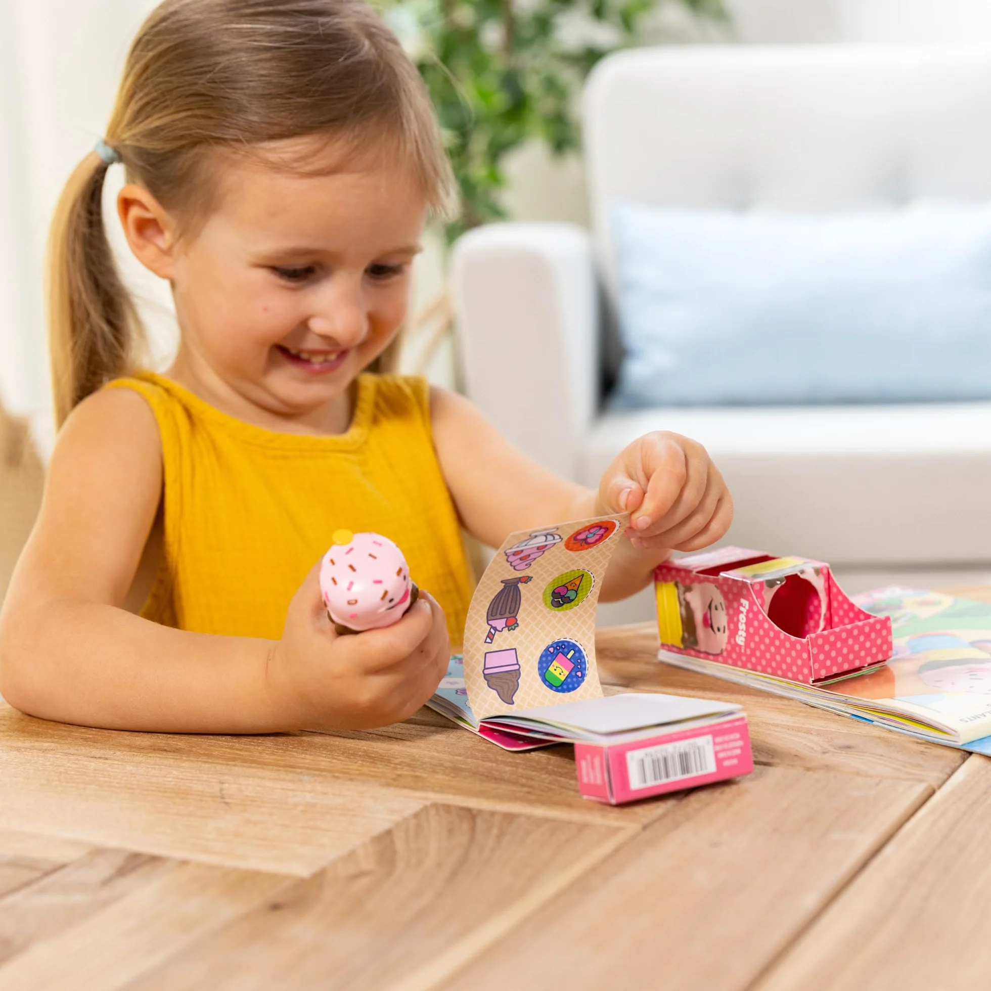 Melissa & Doug Sticker Wow Tamponneuse Crème Glacée Bloc D’Activités 500 Autocollants Activité Manuelle Enfant 3 Ans+