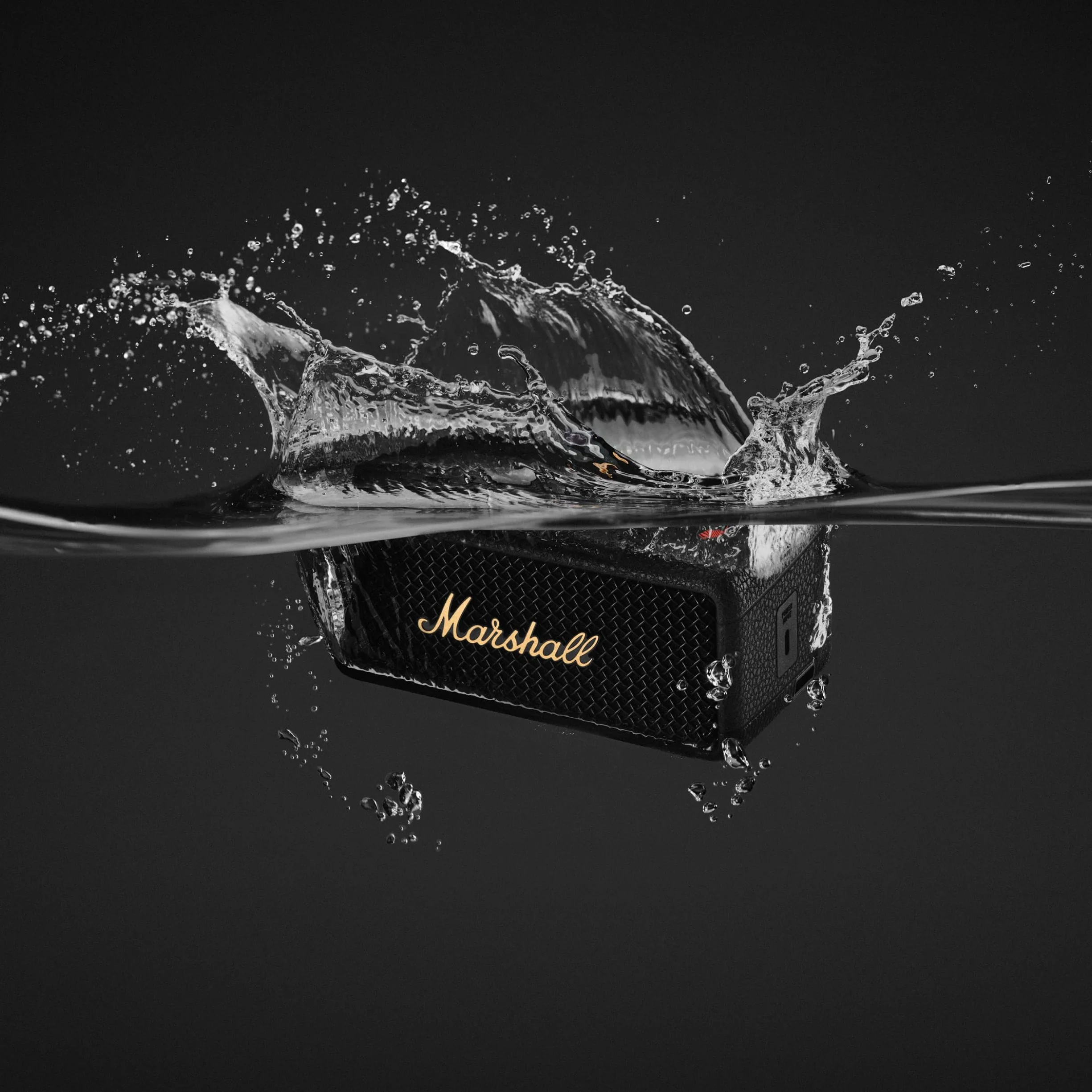 Marshall Emberton III Enceinte Bluetooth Portable, IP67, 32h Autonomie, Charge Rapide, Noir et Laiton