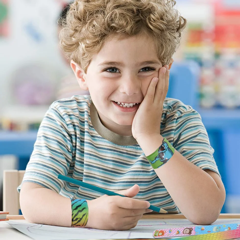 YiliYa Slap Bracelets 25 PCS Bracelets à Claquer pour Enfant Filles Garçons