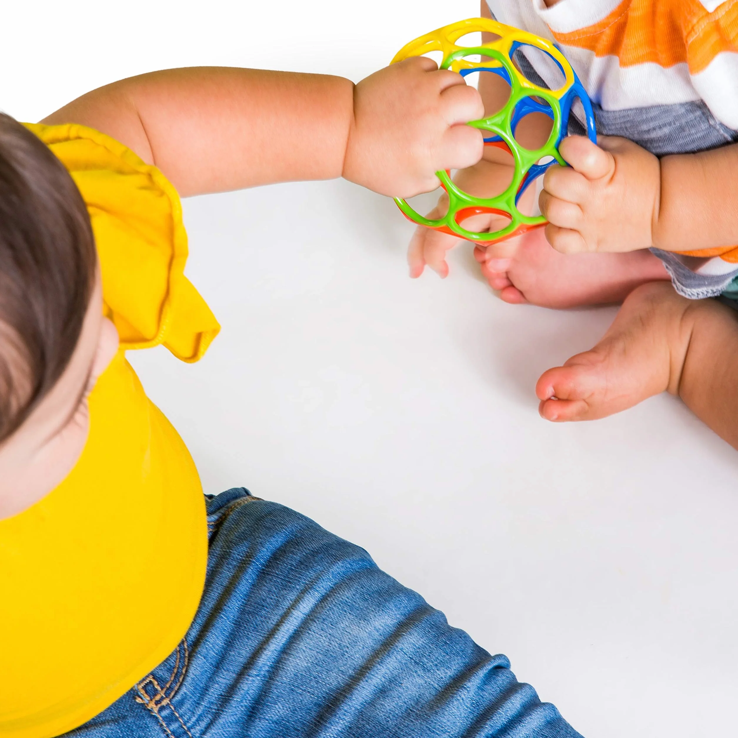 Bright Starts Oball Classic Balle Flexible Jouet d'activité sensorielle Multicolore