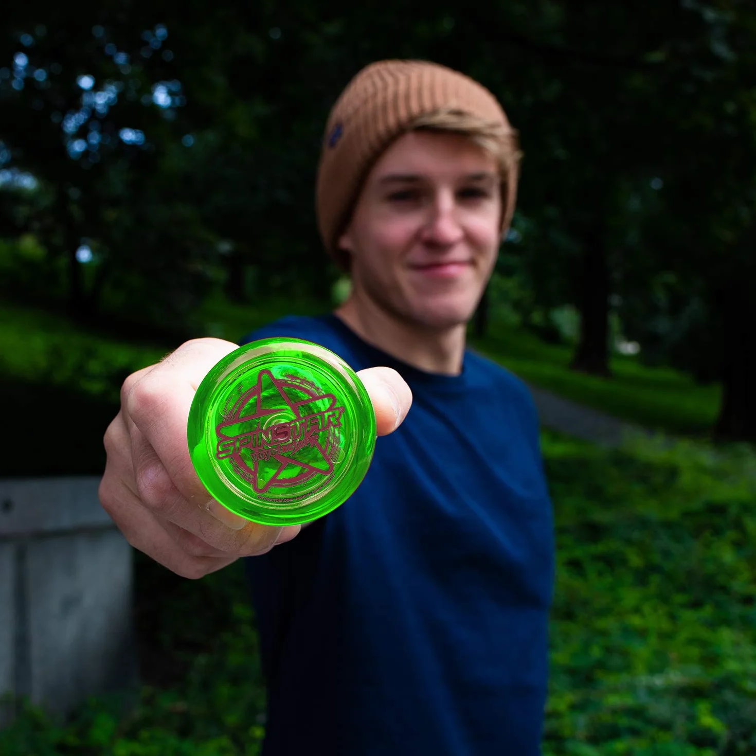 YoyoFactory SPINSTAR Yo-Yo Bleu pour Débutants avec Ficelle et Instructions