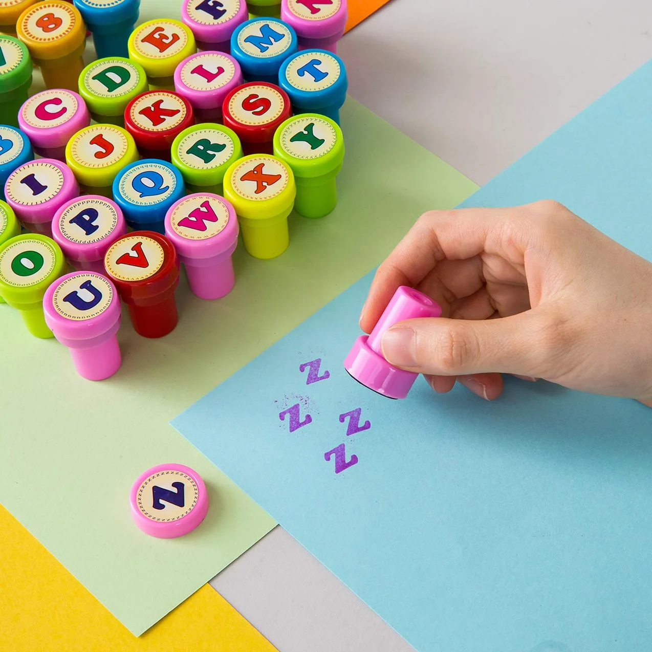 Tampons à Encre Auto-Encrage 26 Alphabets + 10 Chiffres pour Enfants