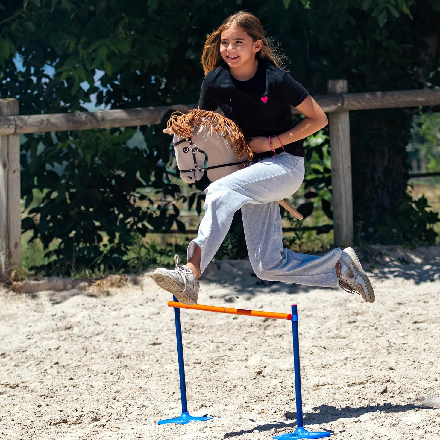Hobby Horse Perlino Complet avec Filet, Mors, Rêne et Bonnet pour Enfants et Adolescents