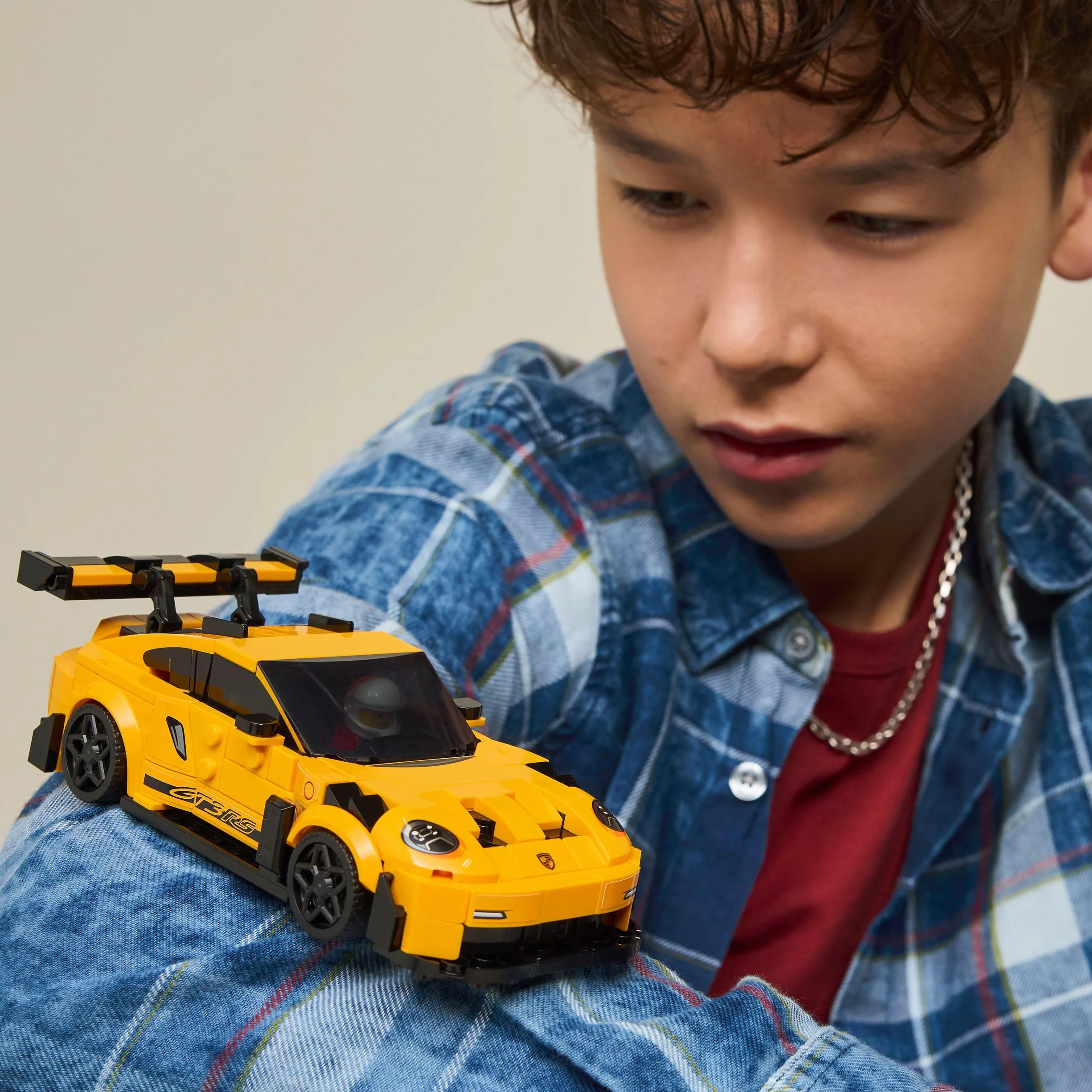 LEGO Speed Champions Porsche 911 GT3 RS Voiture Maquette à Construire Minifigurine Pilote 77239