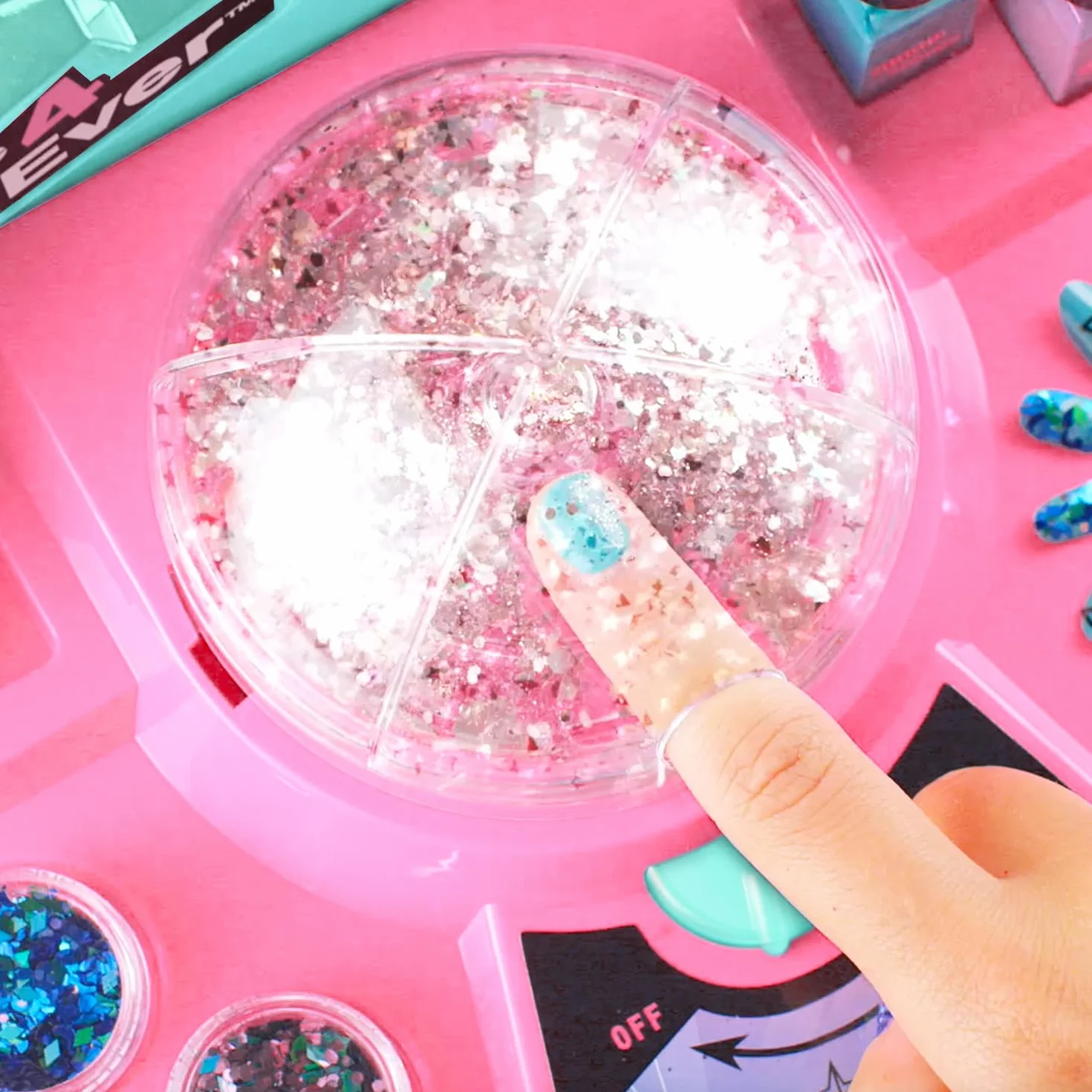 Canal Toys Style 4 Ever Jouet Bar à Ongles et Tatouages Institut de Beauté Miniature Enfant 8 Ans+