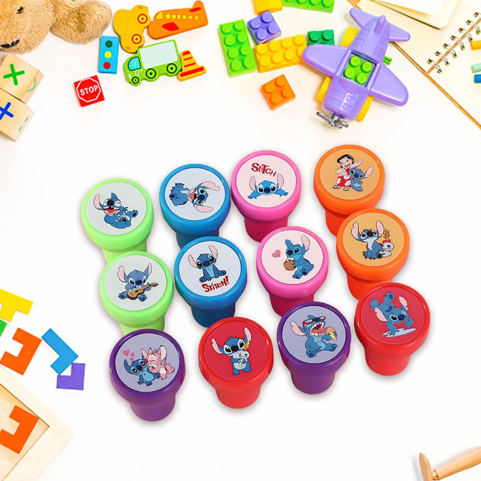 Lot de 24 tampons d'anniversaire pour enfants avec 12 motifs auto-encreurs - Tampon animé