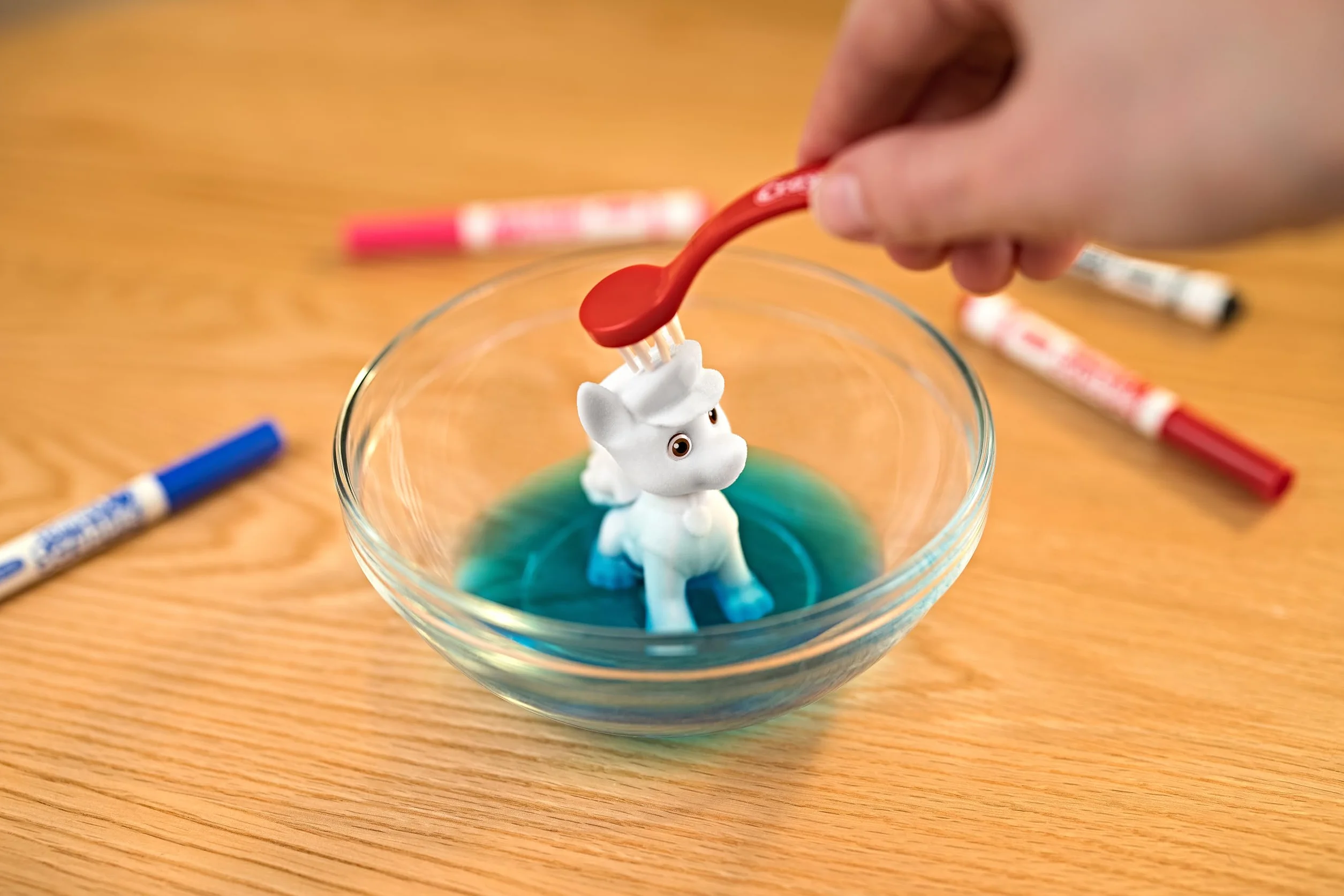 CRAYOLA Washimals Pat' Patrouille Kit Activité 5 bébés Animaux 8 Feutres Lavables Baignoire Douche Petite Brosse Jeu Enfants 3 Ans