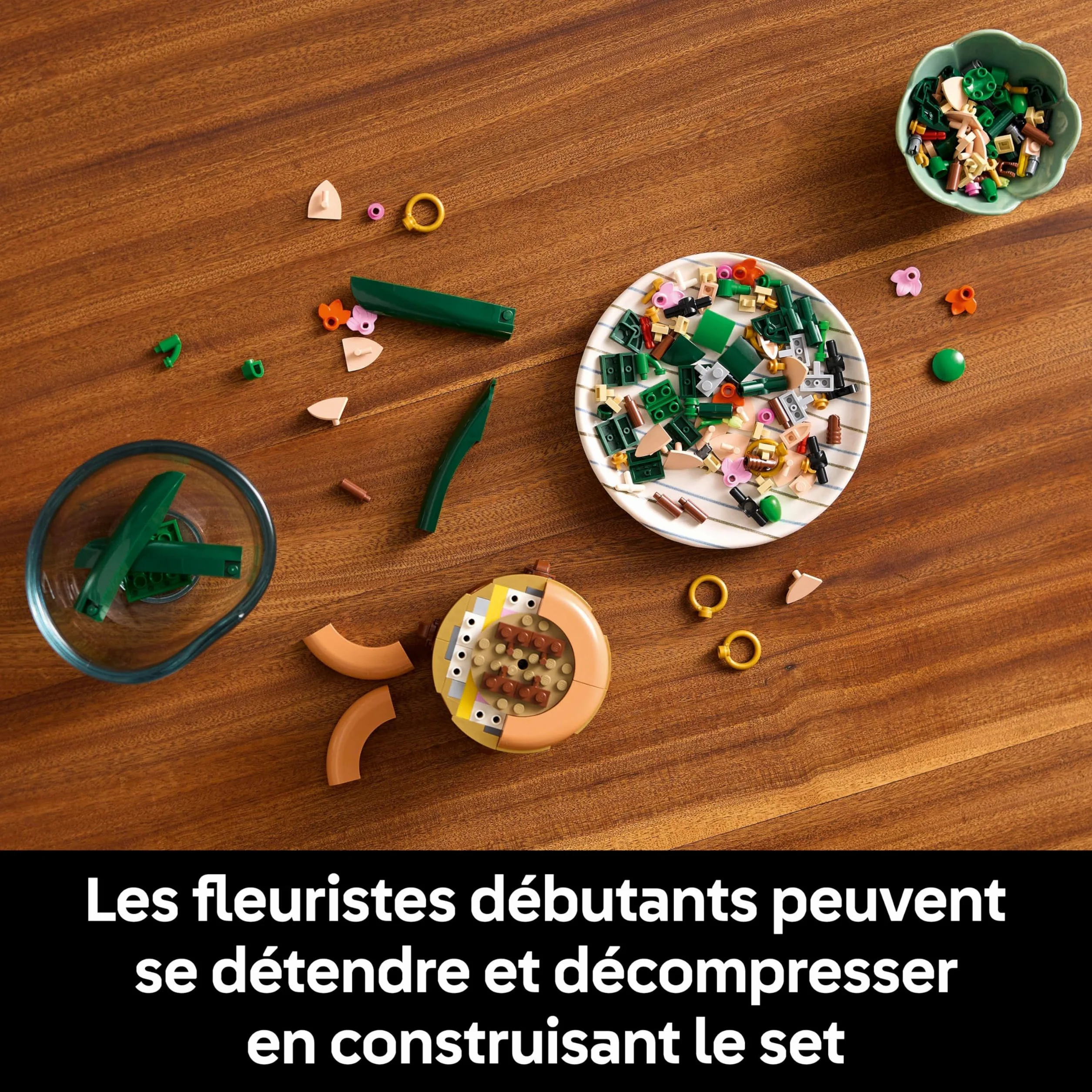 LEGO Botanicals L’Orchidée Miniature 10343 Fleurs Artificielles pour Adulte Plante avec Pot Style Terracotta Décoration Intérieure