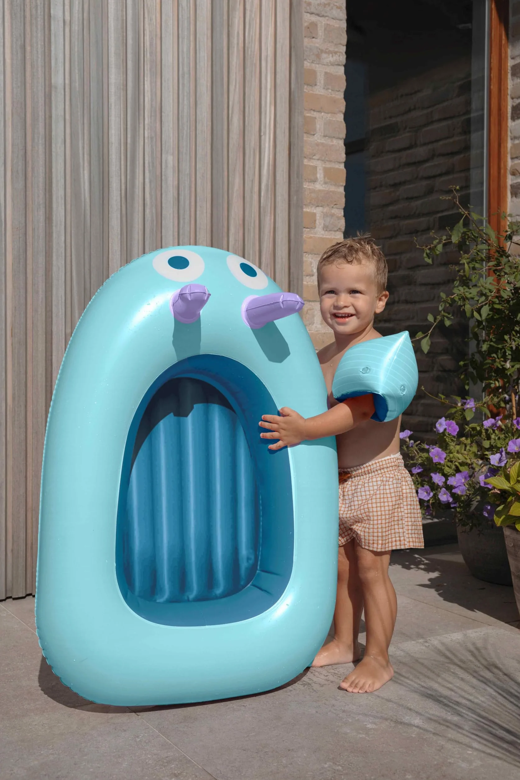 Quut Bateau Gonflable Jouet Aquatique 90 x 62 cm Vinyle Durable Non Toxique Piscine Plage