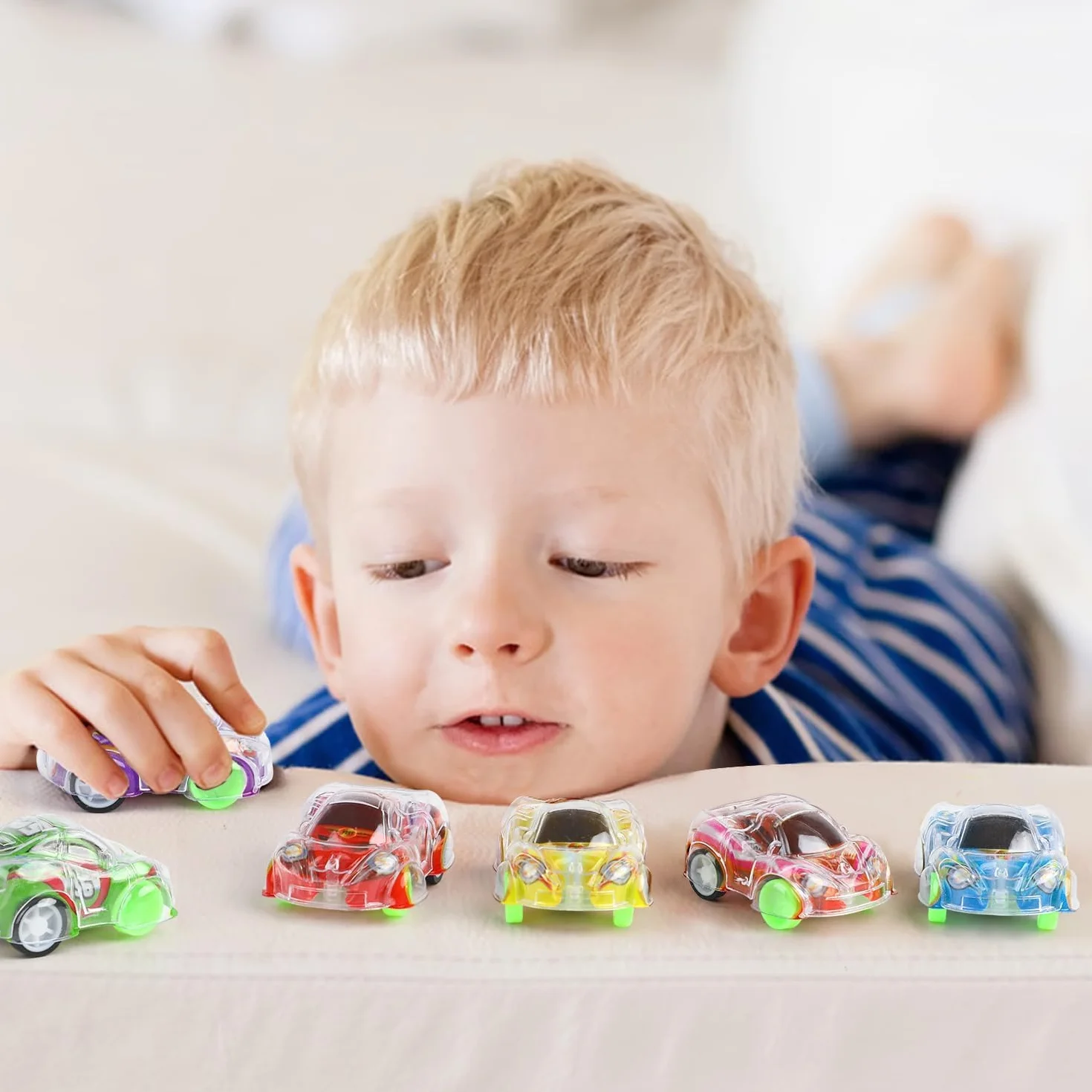 DERAYEE Mini Voiture à Friction, Jouet Voiture Enfant 30PCS