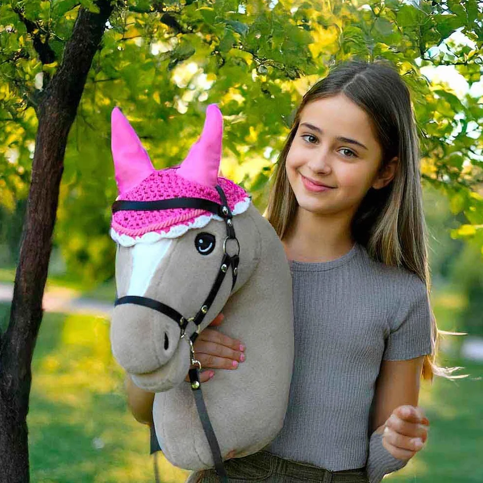 Hobby Horse Perlino Complet avec Filet, Mors, Rêne et Bonnet pour Enfants et Adolescents