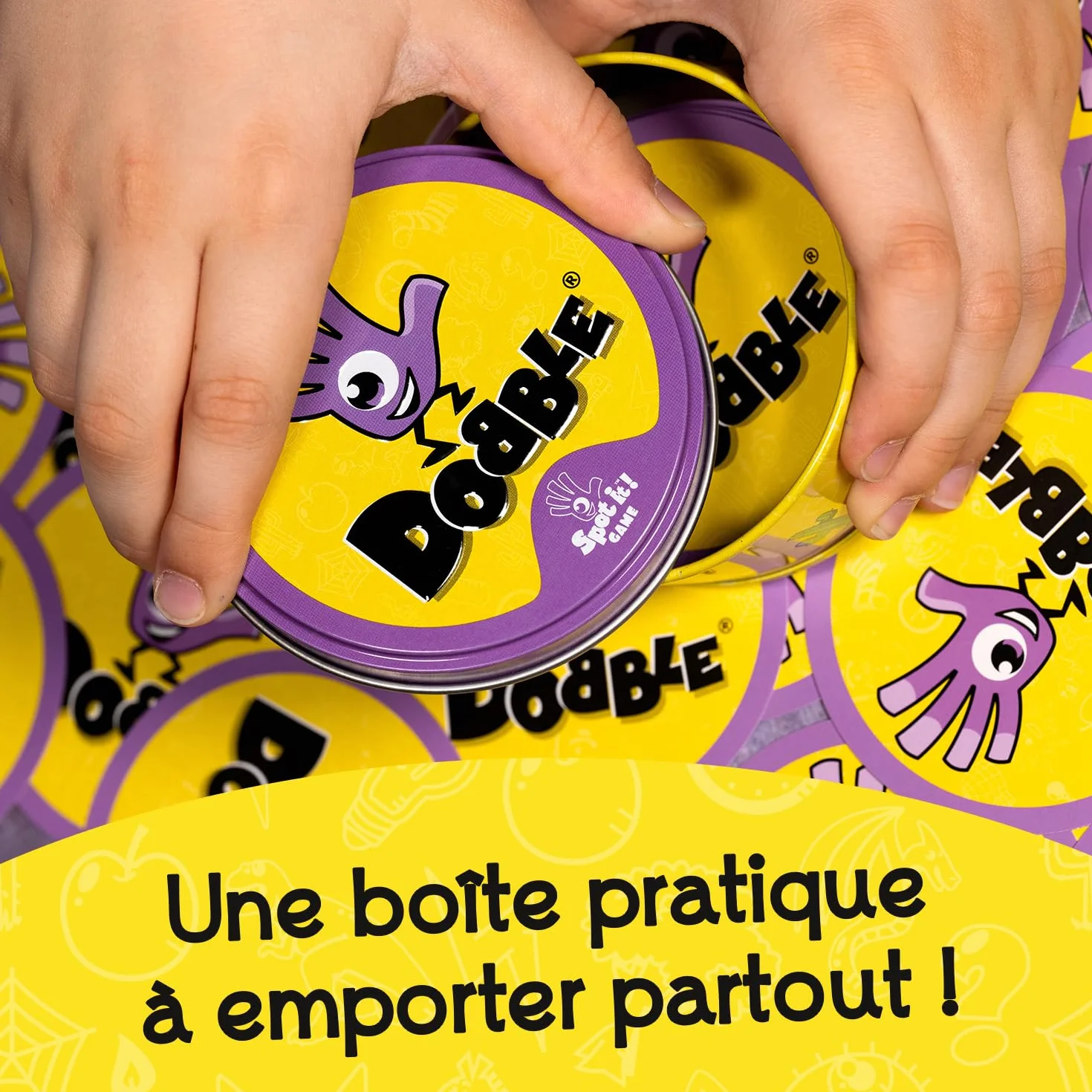 Asmodee Dobble Classique Jeu de Cartes pour Enfants dès 6 Ans - Jeu de Société Rapidité 2-8 Joueurs - Boite Métal Voyage 15 Min Français