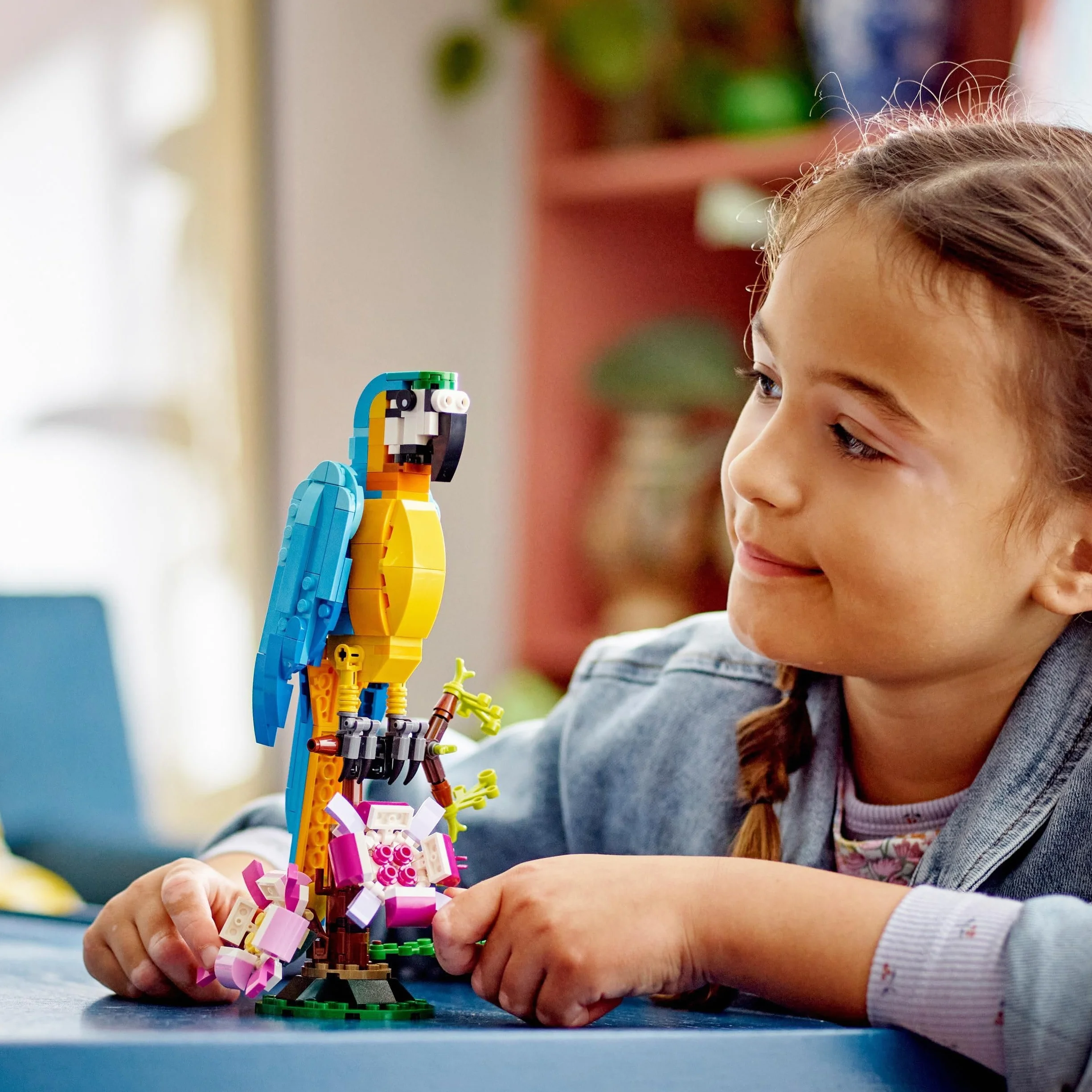 LEGO 31136 Creator 3-en-1 Le Perroquet Exotique Jouet de Construction Figurines Animaux de la Jungle