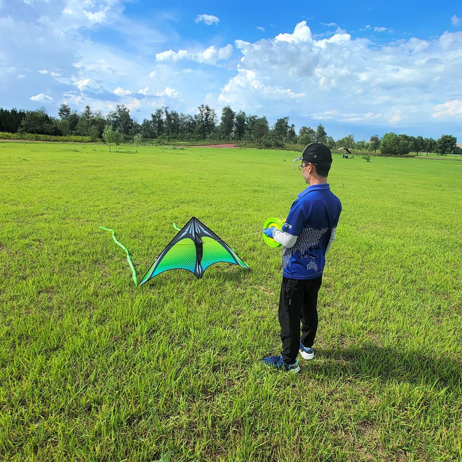 Cerf-volant Delta arc-en-ciel pour enfants et adultes, ligne 91,4 m
