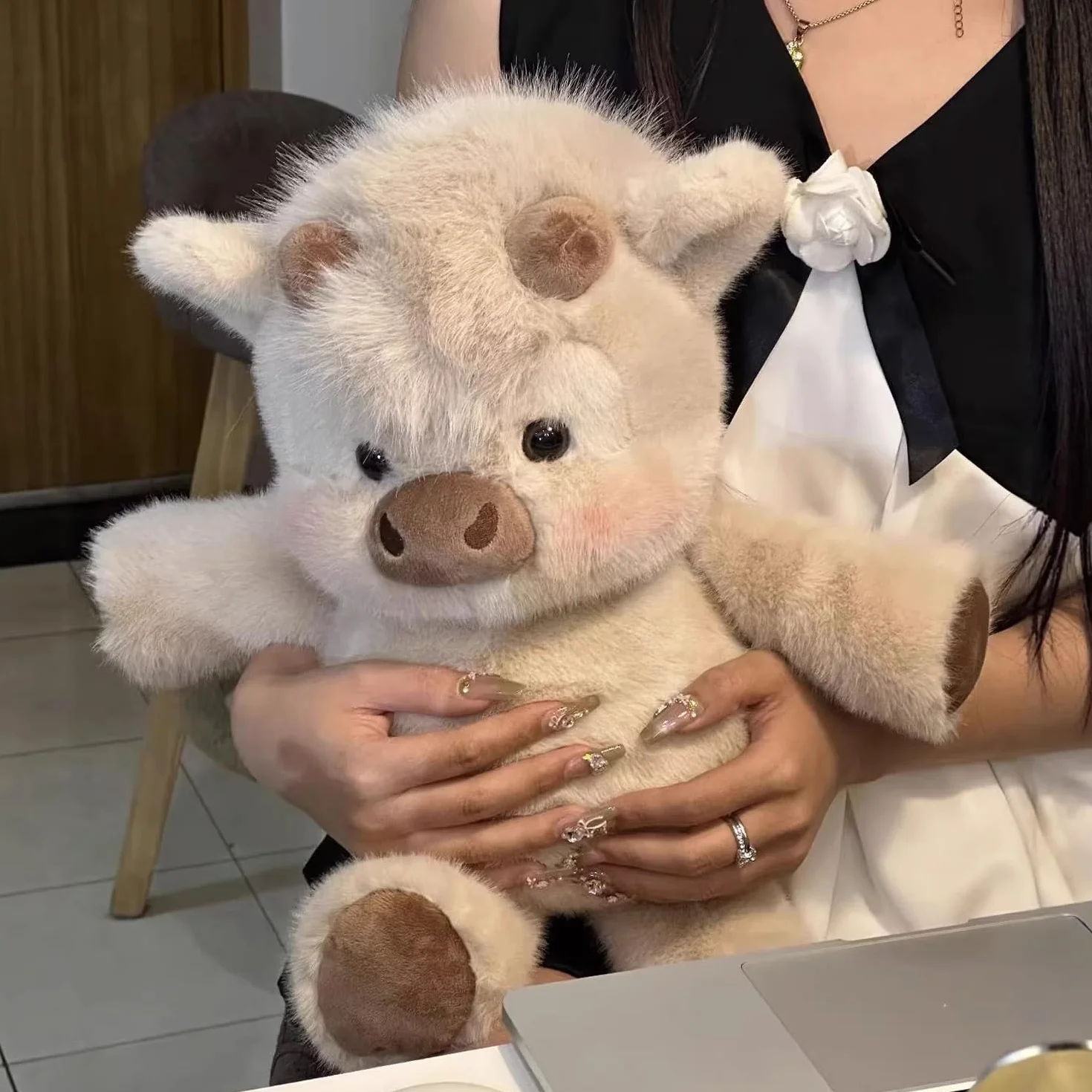 Peluche Vache Qui Court 45 cm - Doudou Vache Interactive en Peluche Douce, Animal Qui Bouge pour Soulager Le Stress