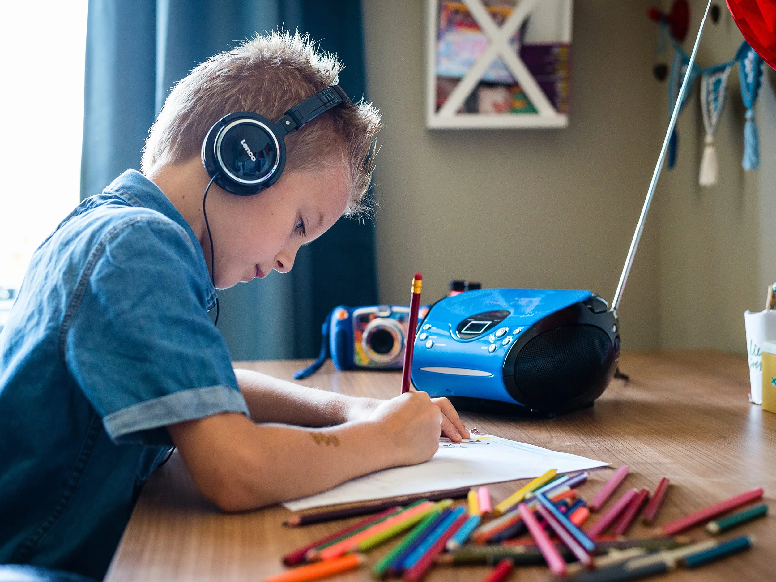 Lenco SCD-24 Radio Lecteur CD Enfant Chaîne Stéréo avec Prise Casque, Écran LCD, Batterie, Alimentation - Bleu